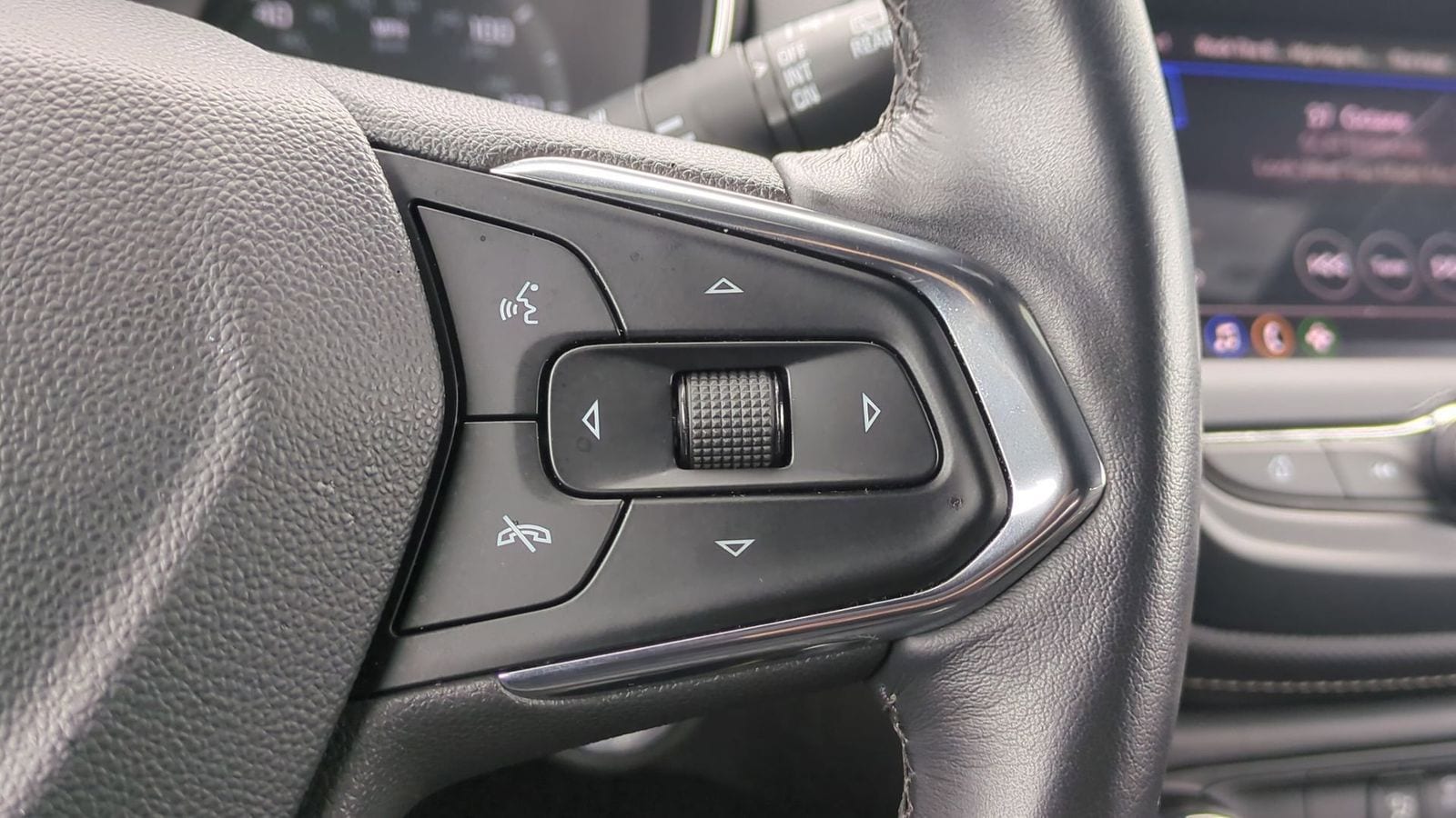 Thumbnail: 2023 Chevrolet TrailBlazer - 25