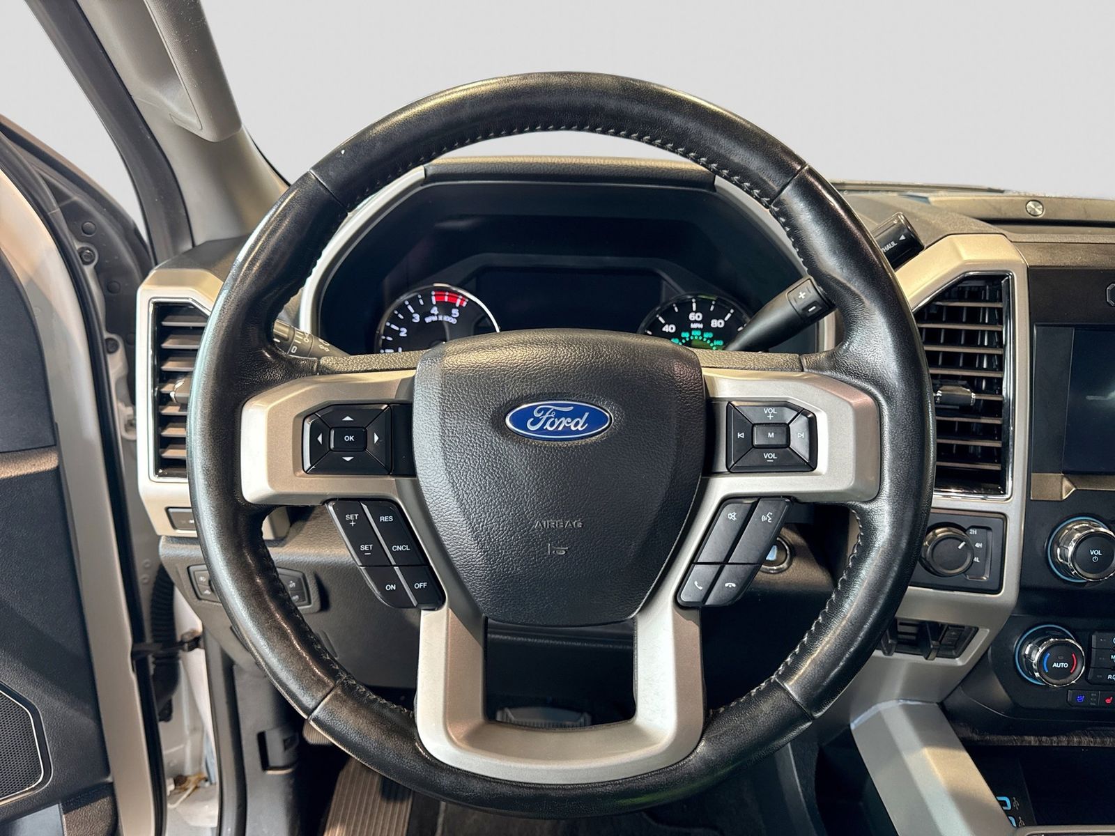 Thumbnail: 2019 Ford F-250 - 23