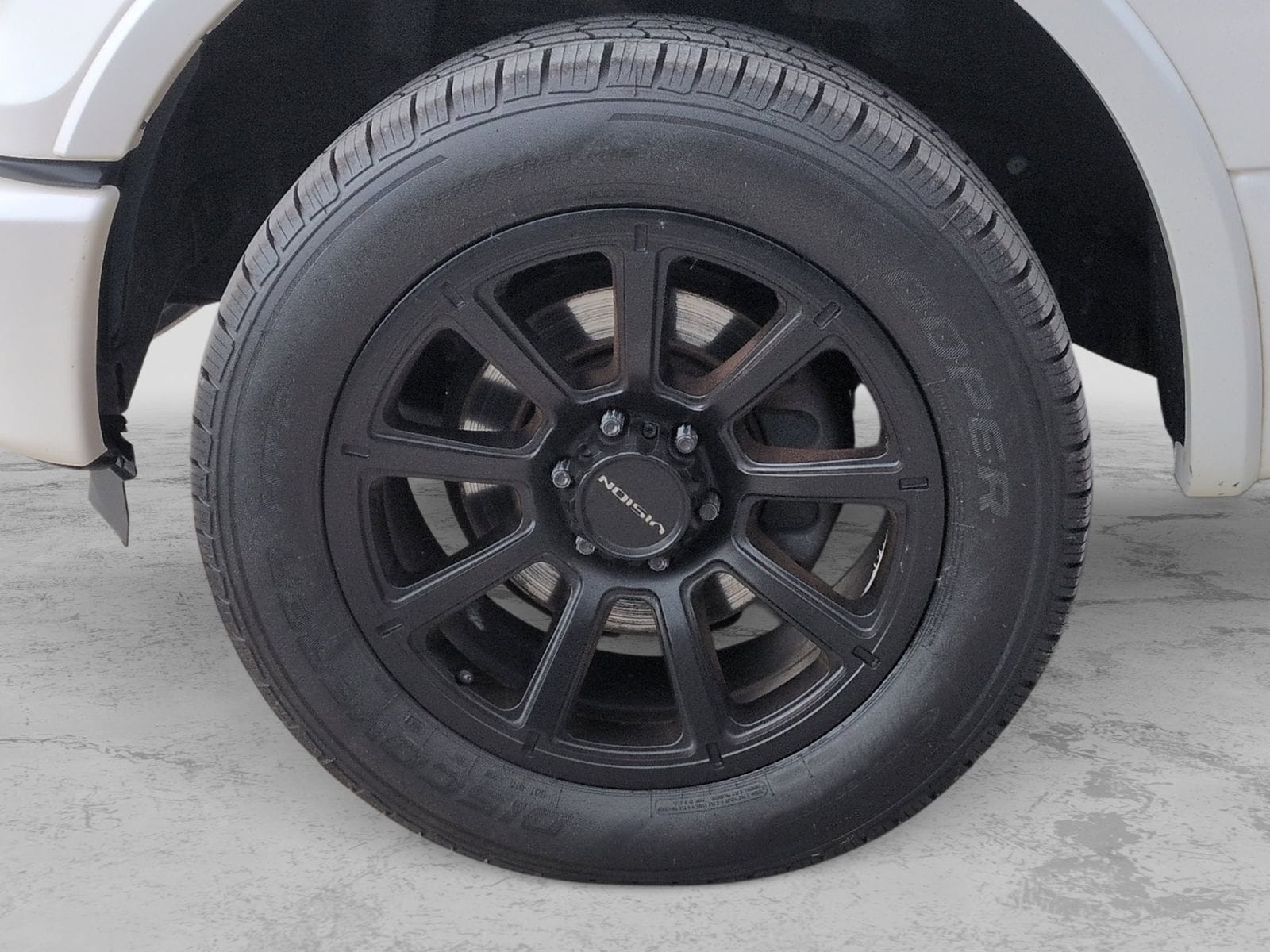 Thumbnail: 2015 Ford F-150 - 17