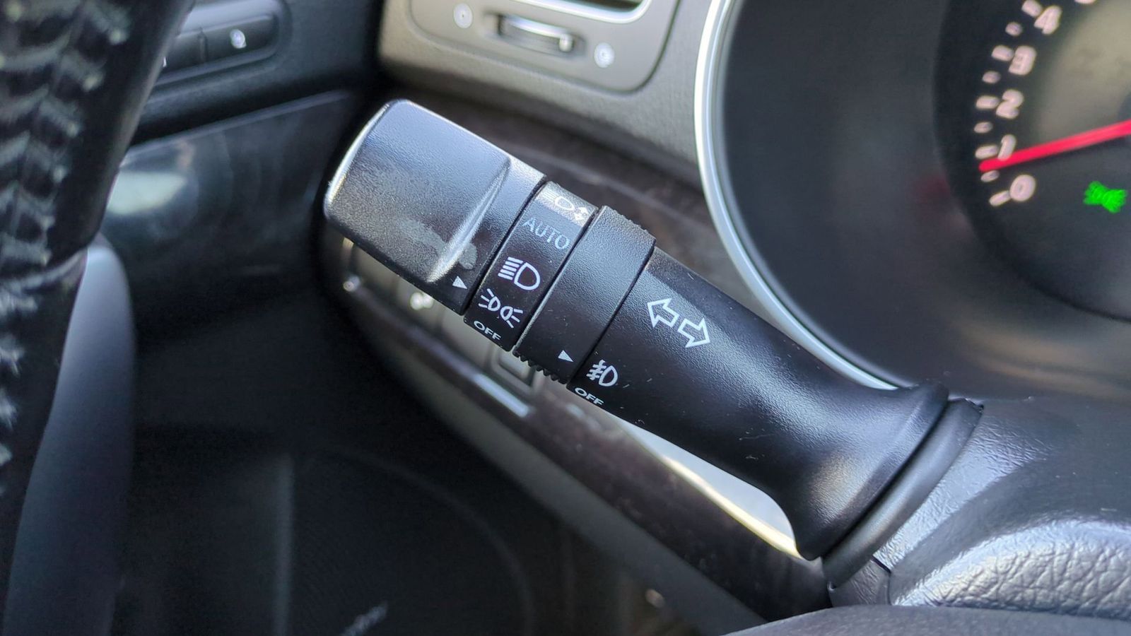 Thumbnail: 2014 Kia Sorento - 26
