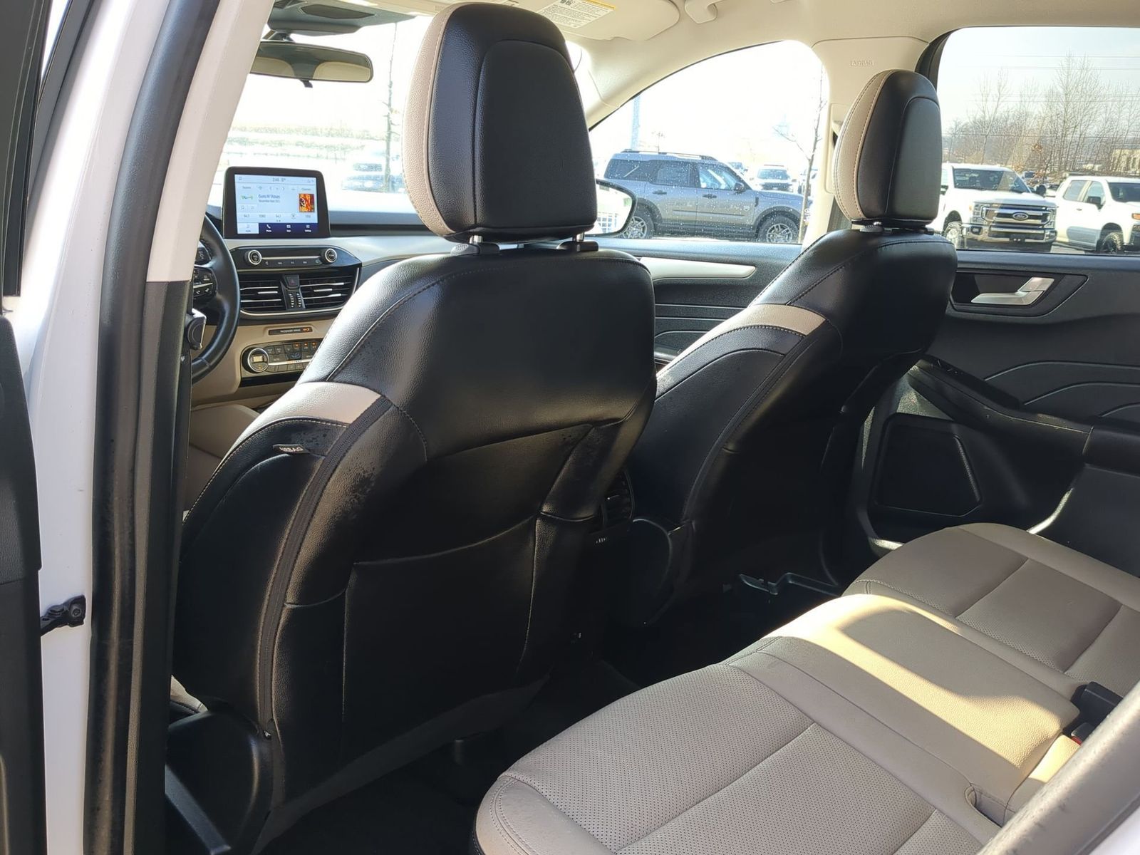 Thumbnail: 2021 Ford Escape - 22