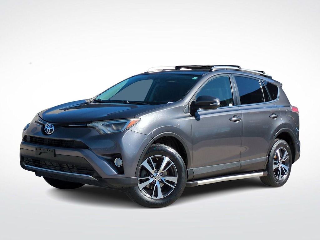 Used 2016 Toyota RAV4 XLE SUV