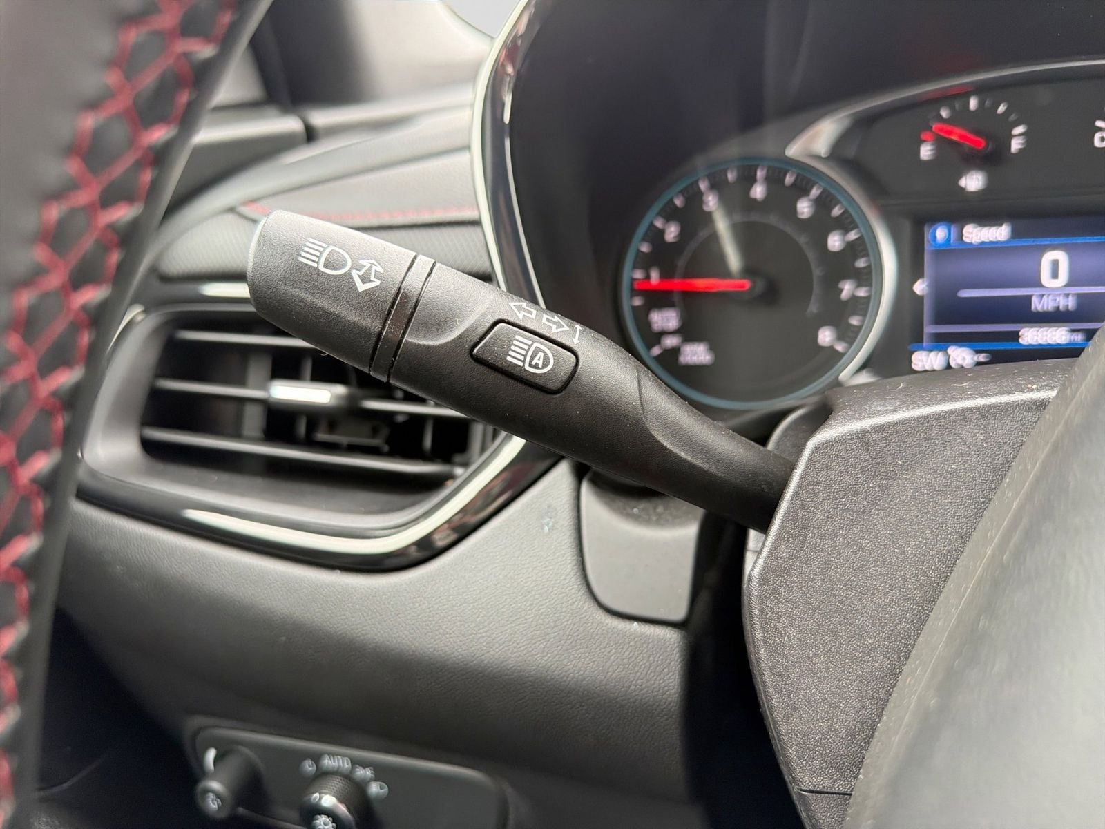 Thumbnail: 2023 Chevrolet Equinox - 29