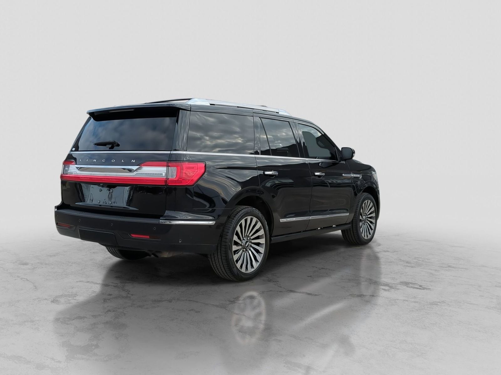Thumbnail: 2019 Lincoln Navigator - 8