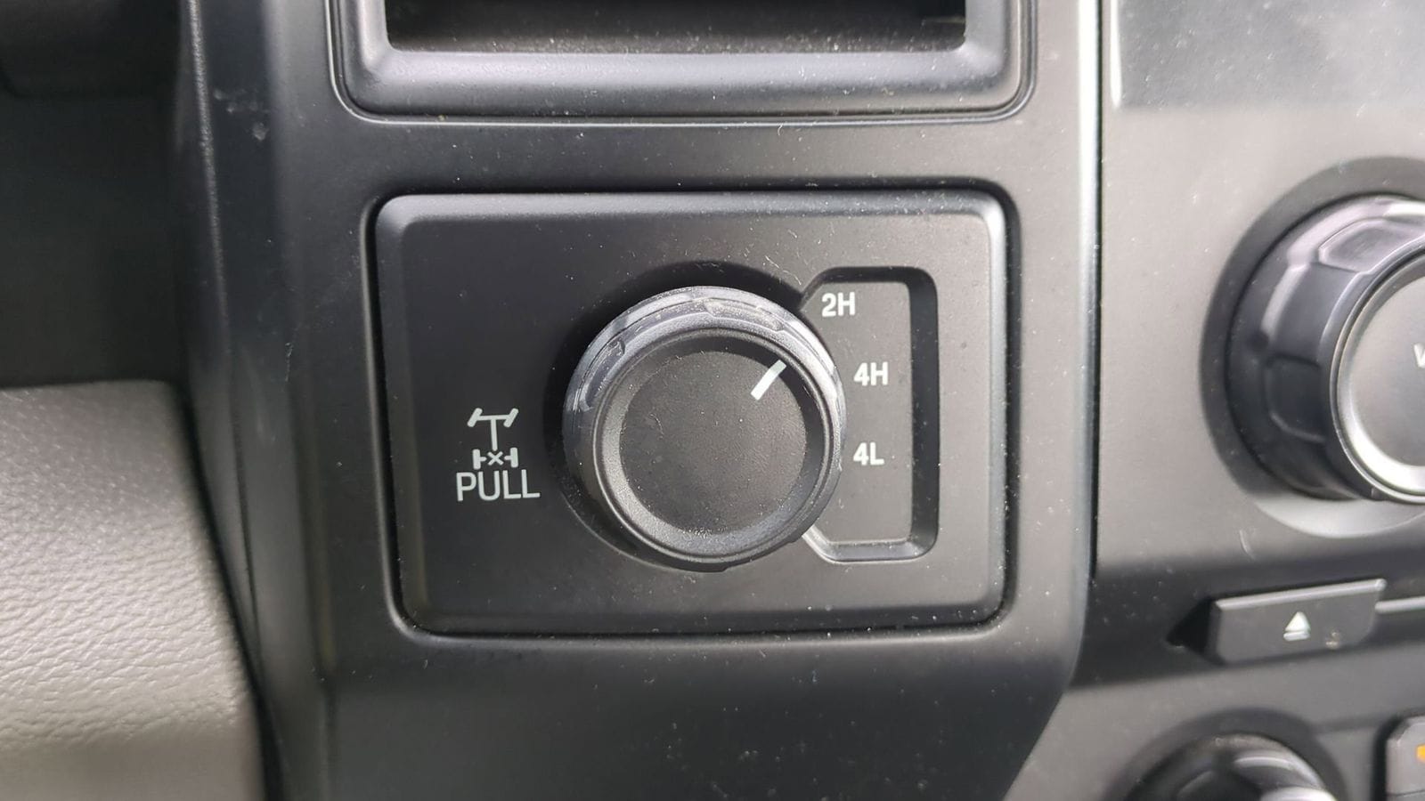 Thumbnail: 2018 Ford F-150 - 36