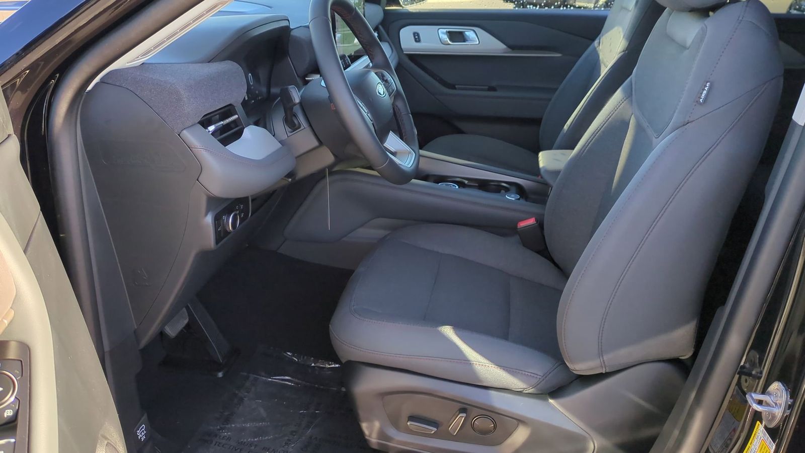 Thumbnail: 2026 Ford Explorer - 13