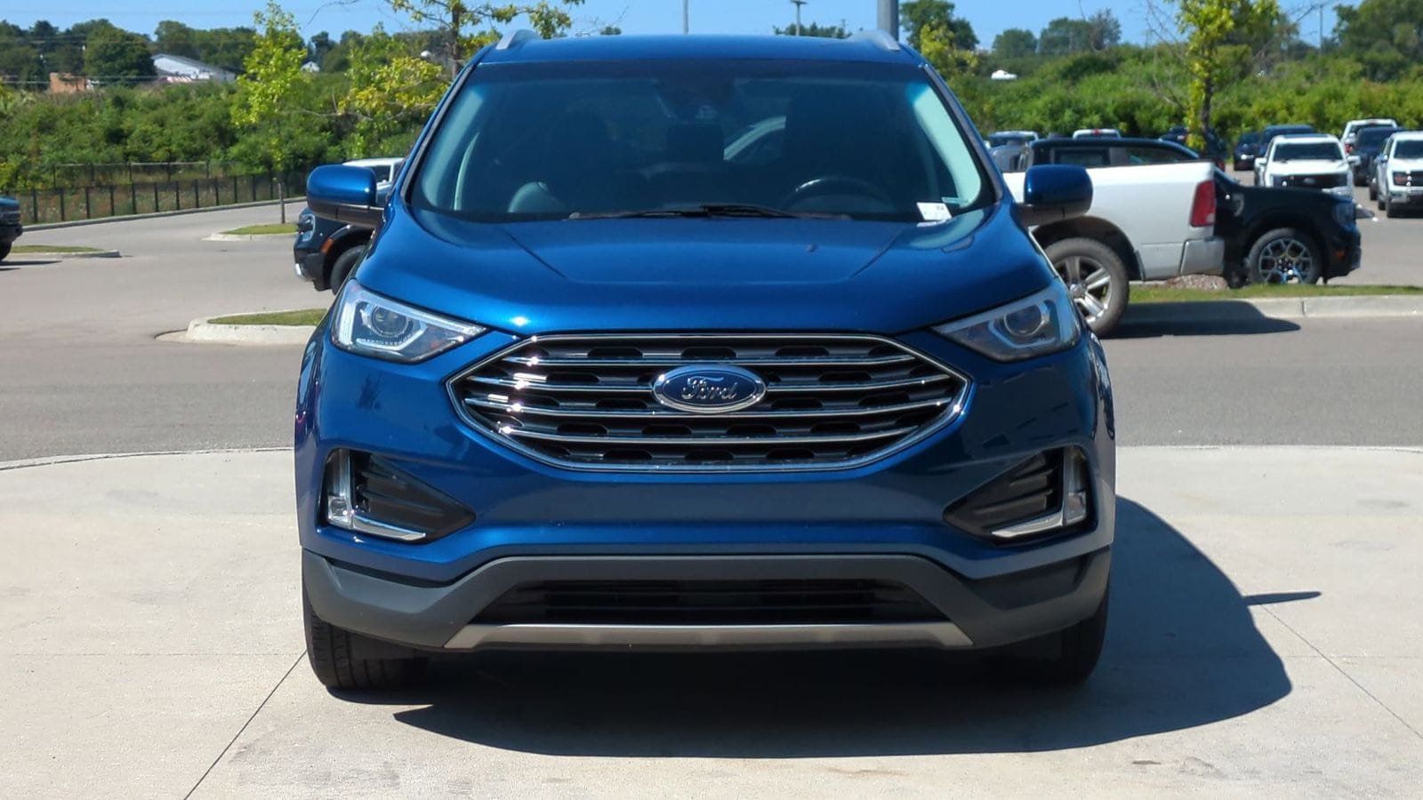 Thumbnail: 2021 Ford Edge - 10