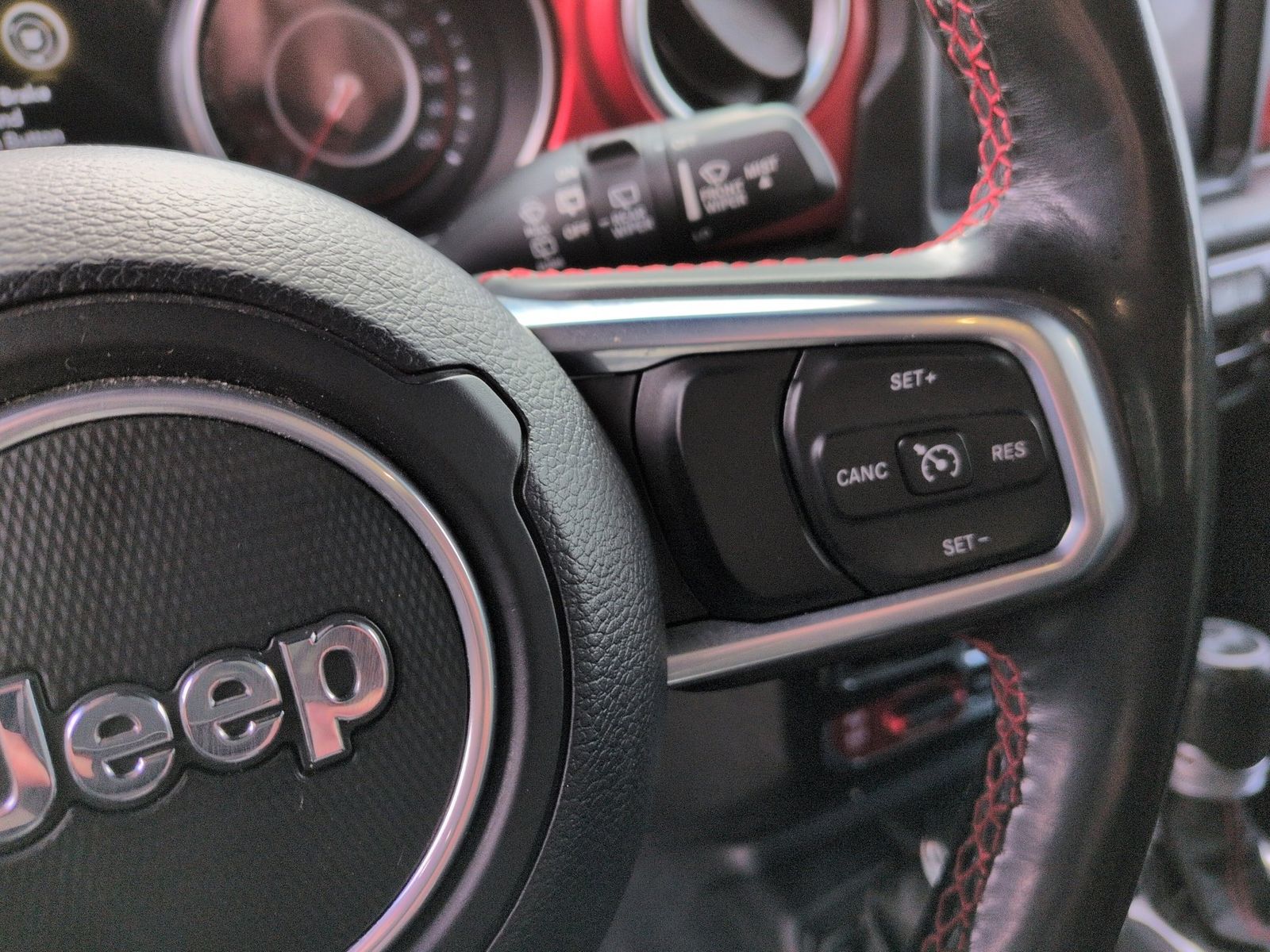Thumbnail: 2020 Jeep Wrangler - 28