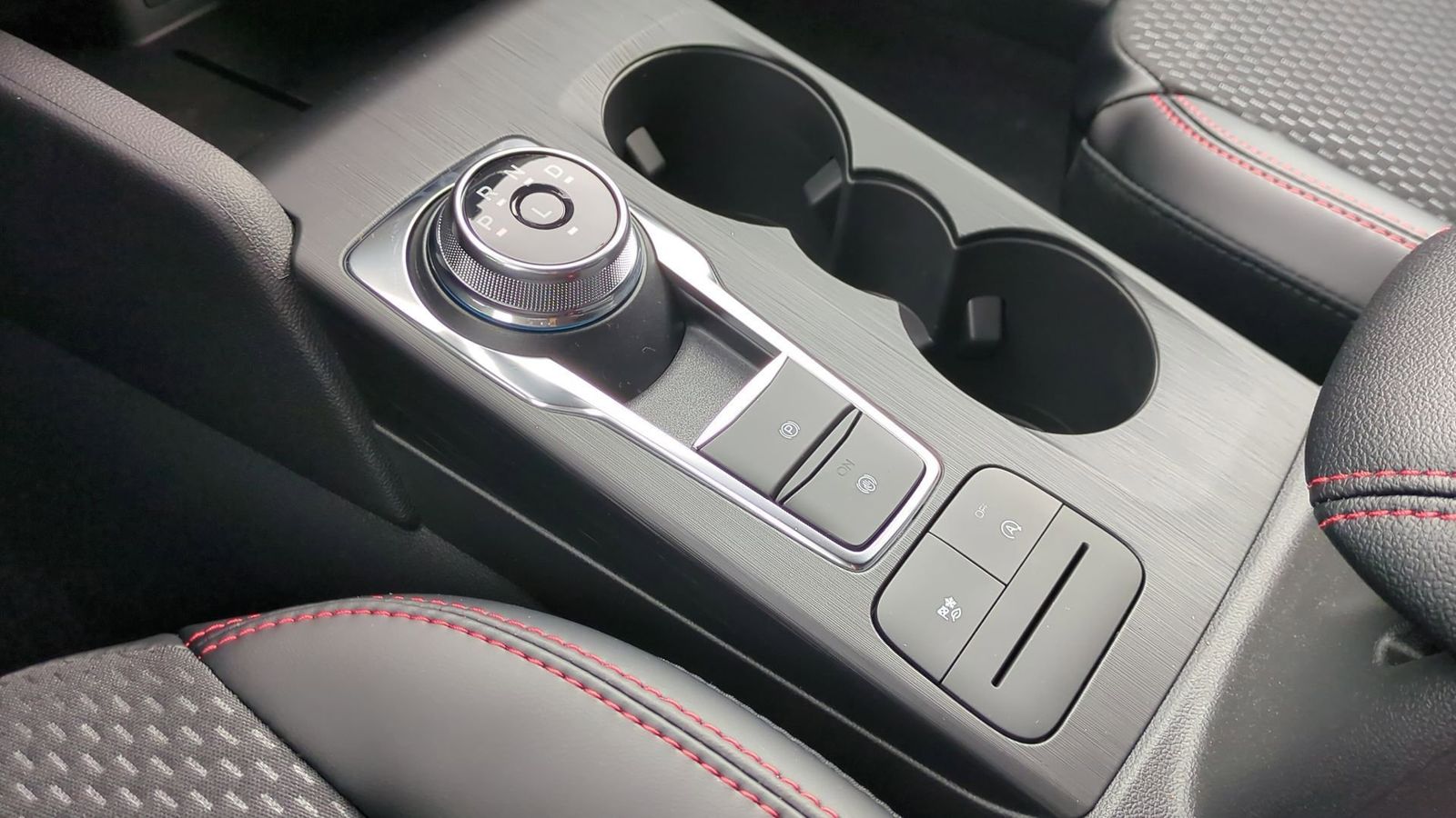 Thumbnail: 2025 Ford Escape - 31