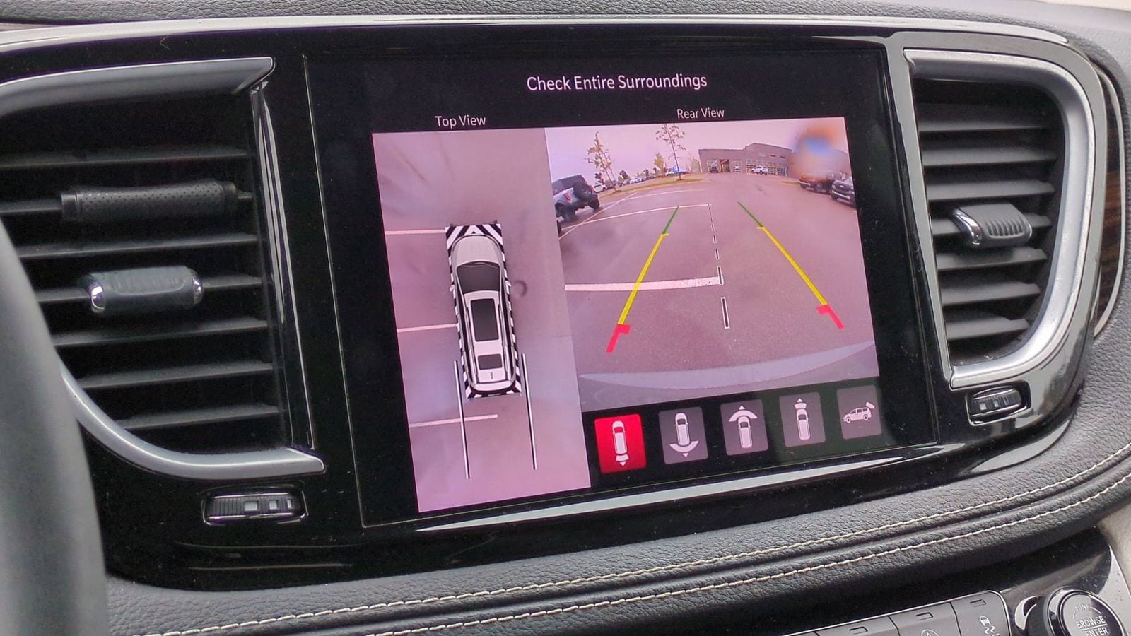 2022 Chrysler Pacifica Limited 33