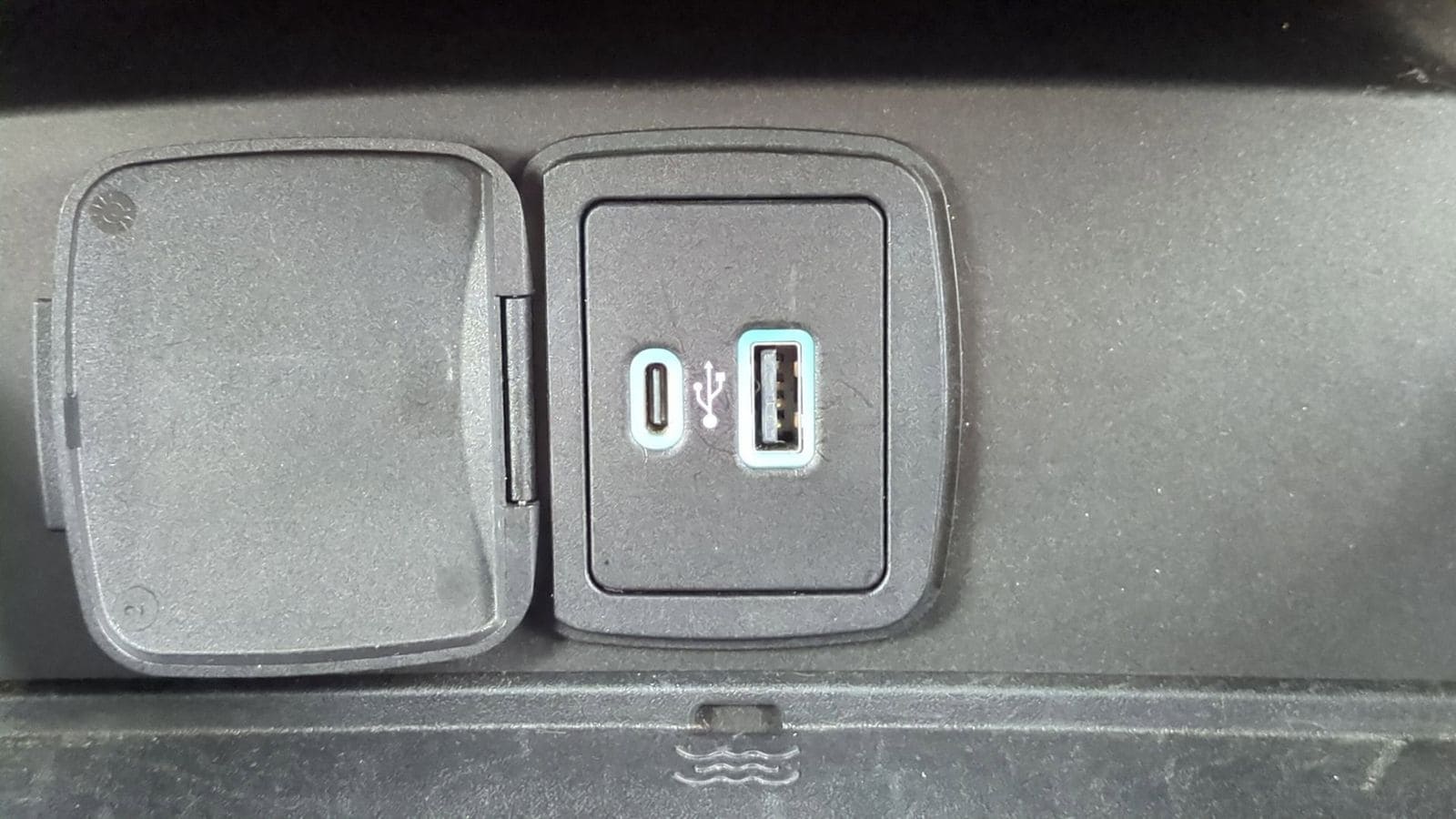 Thumbnail: 2023 Ford Bronco - 35