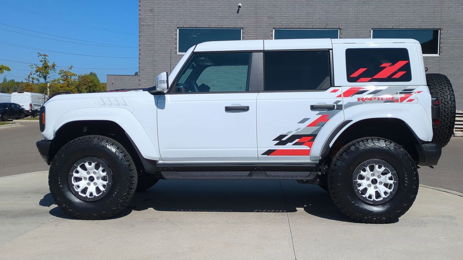 Thumbnail: 2025 Ford Bronco - 3