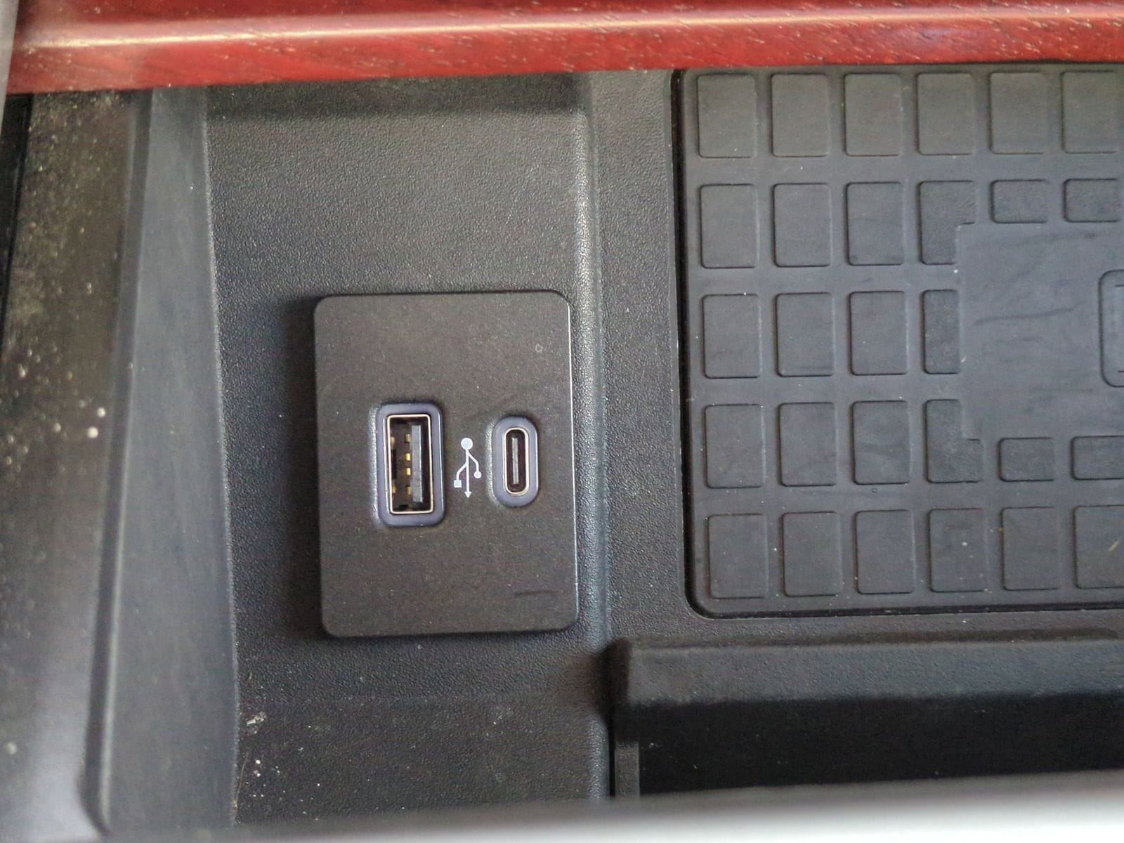 Thumbnail: 2022 Ford F-450 - 42