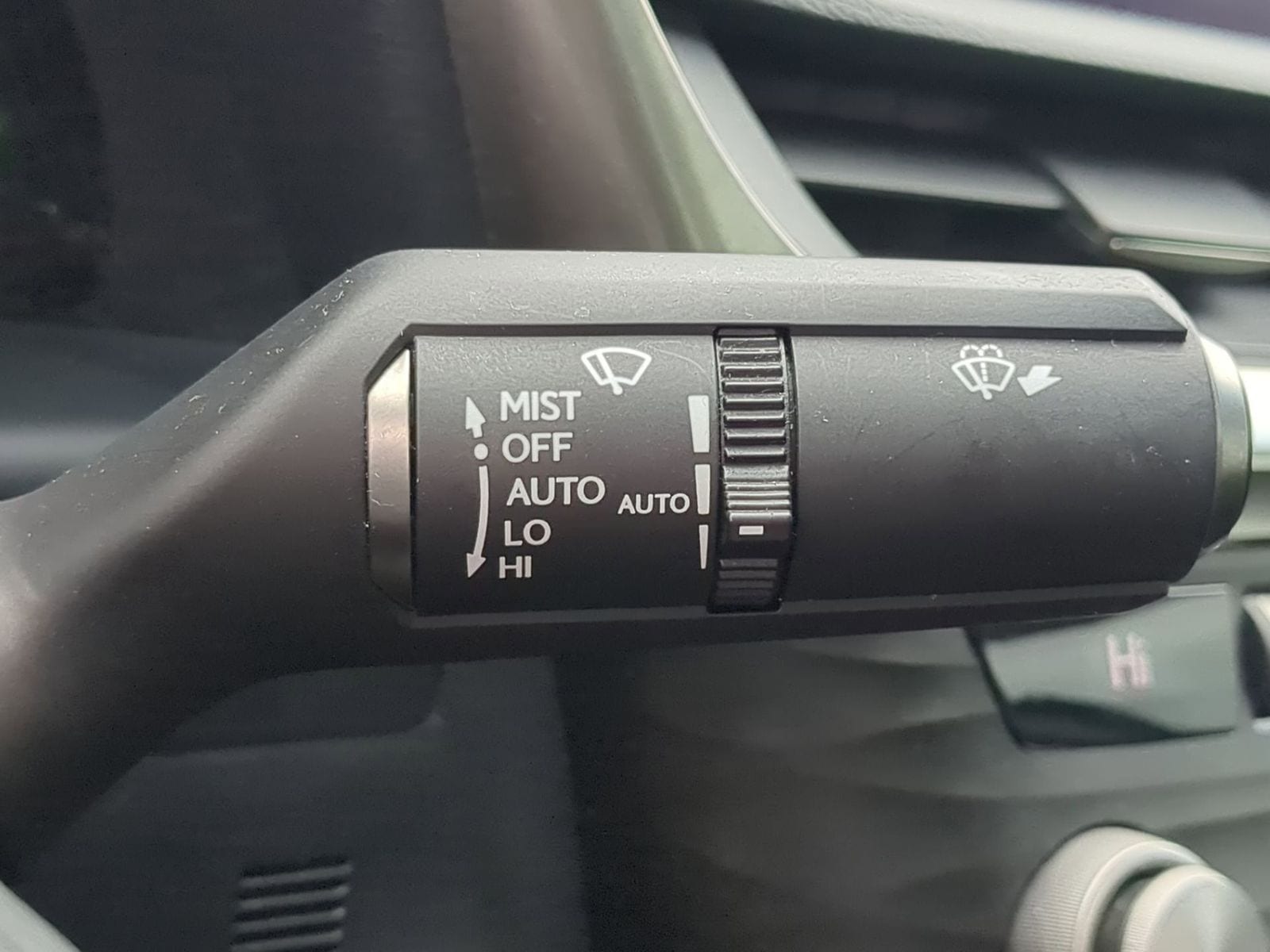 Thumbnail: 2021 Lexus ES - 30