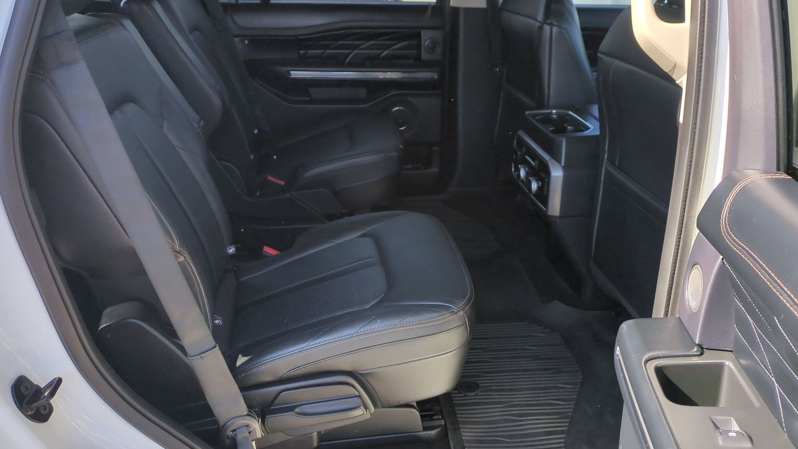 Thumbnail: 2020 Ford Expedition - 20