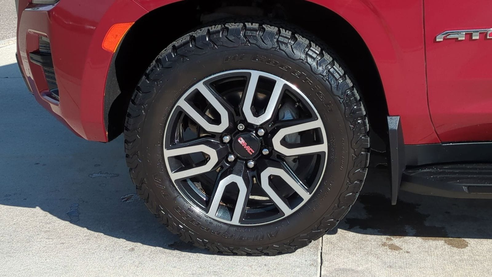 Thumbnail: 2021 GMC Yukon - 15