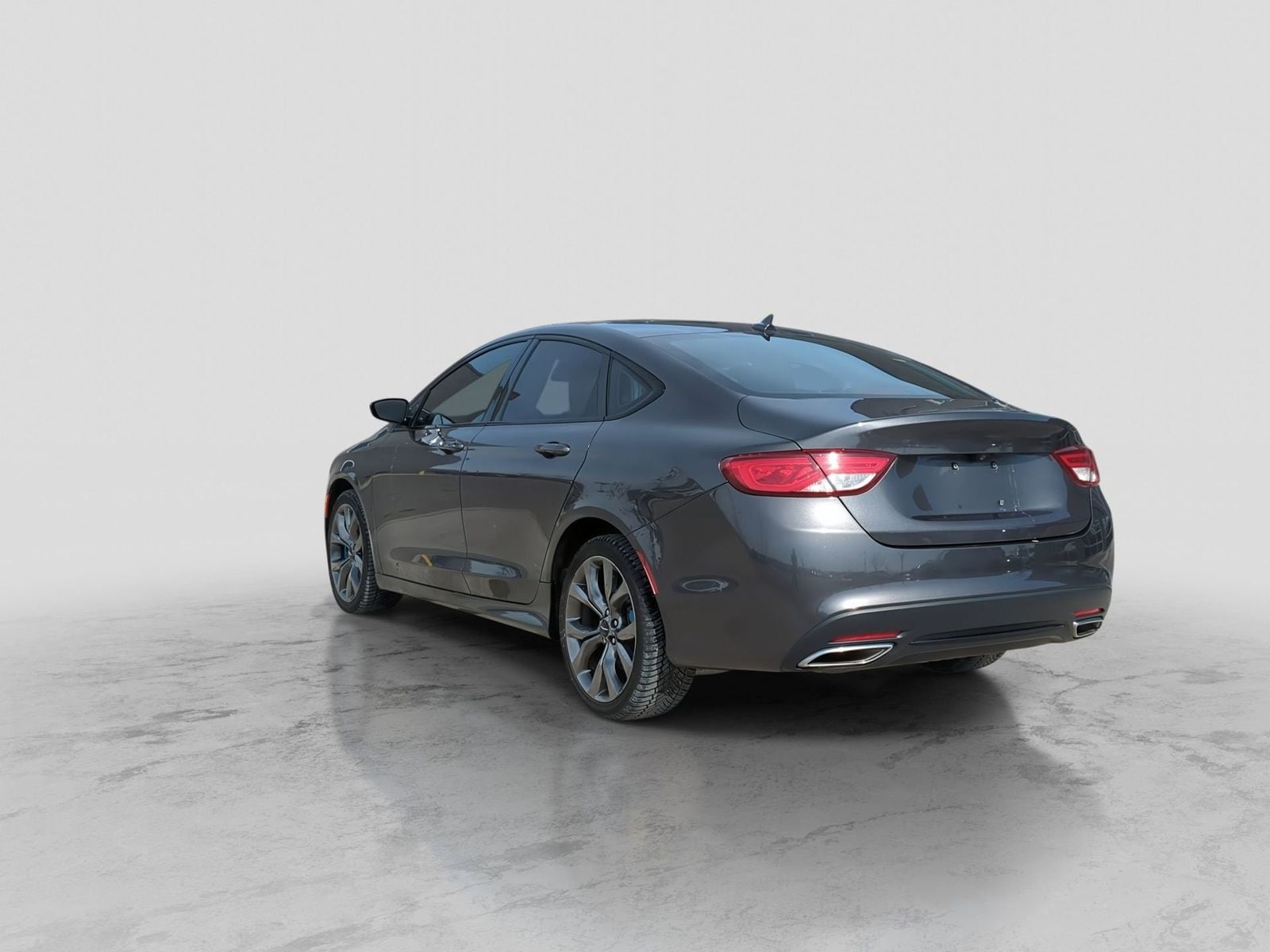 Thumbnail: 2015 Chrysler 200 - 5