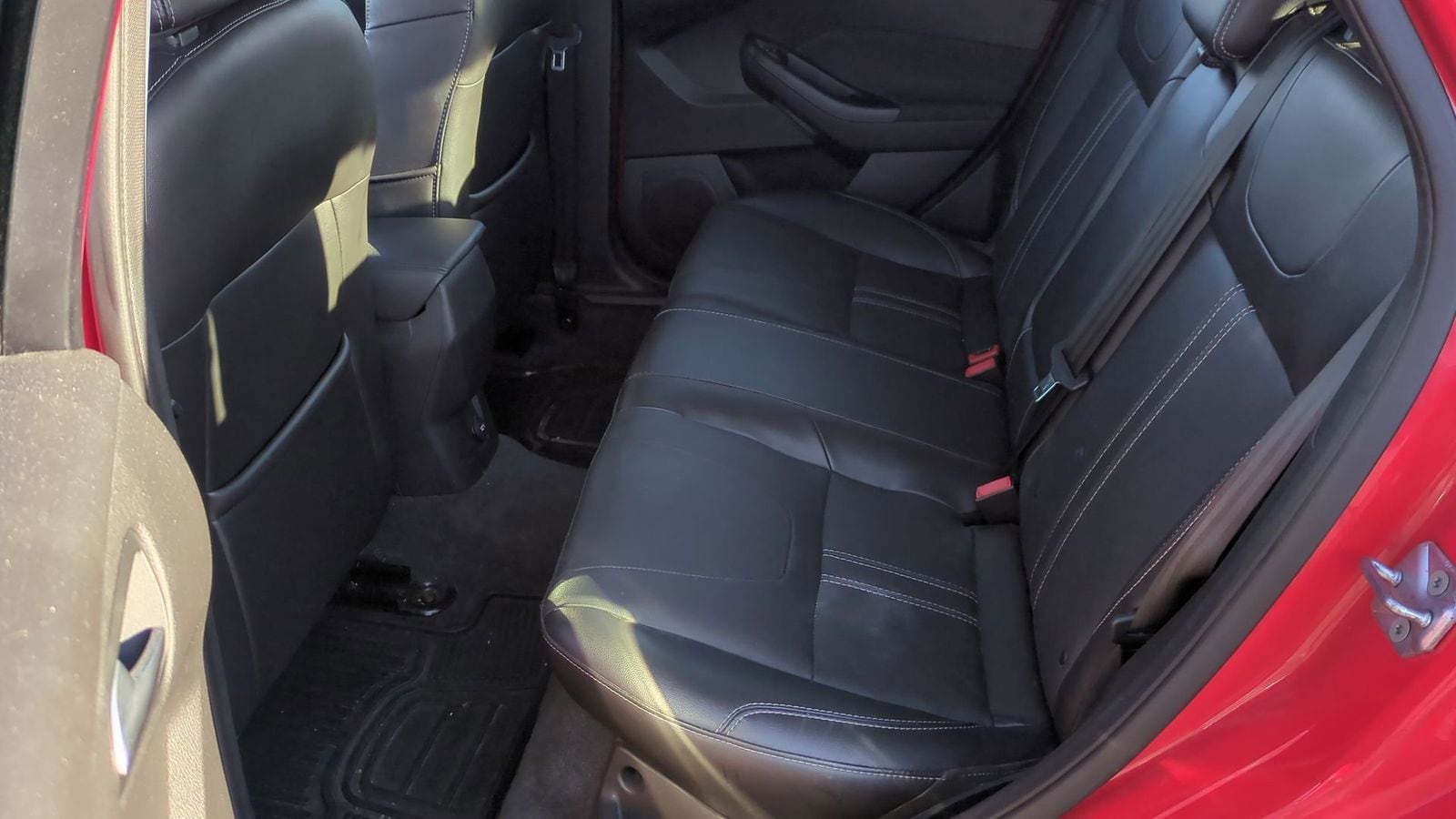 Thumbnail: 2012 Ford Focus - 9
