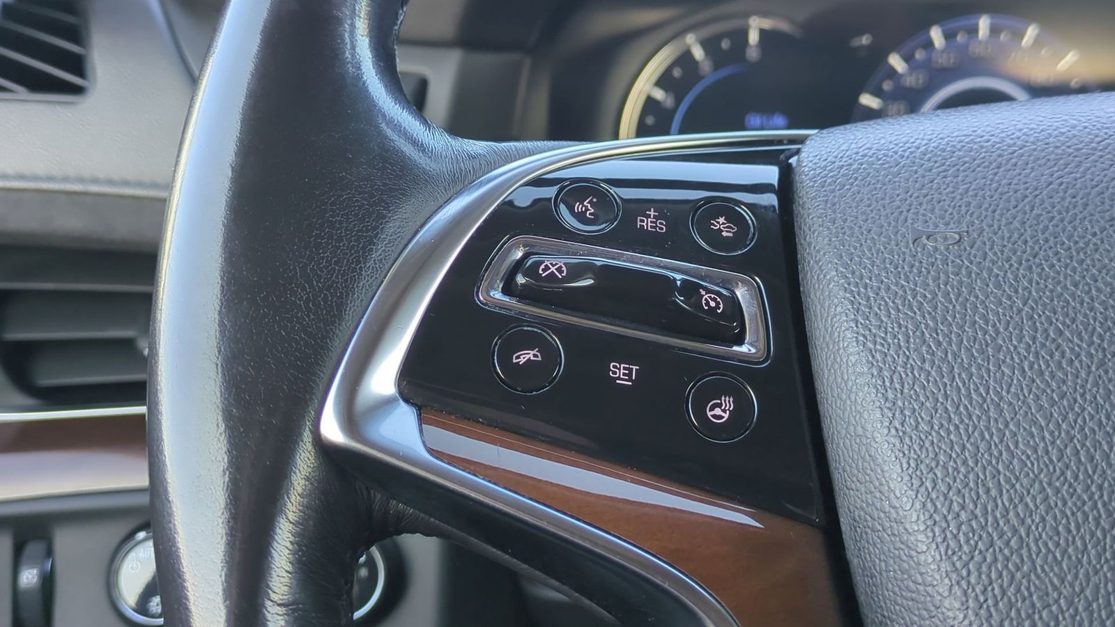 Thumbnail: 2020 Cadillac Escalade - 24