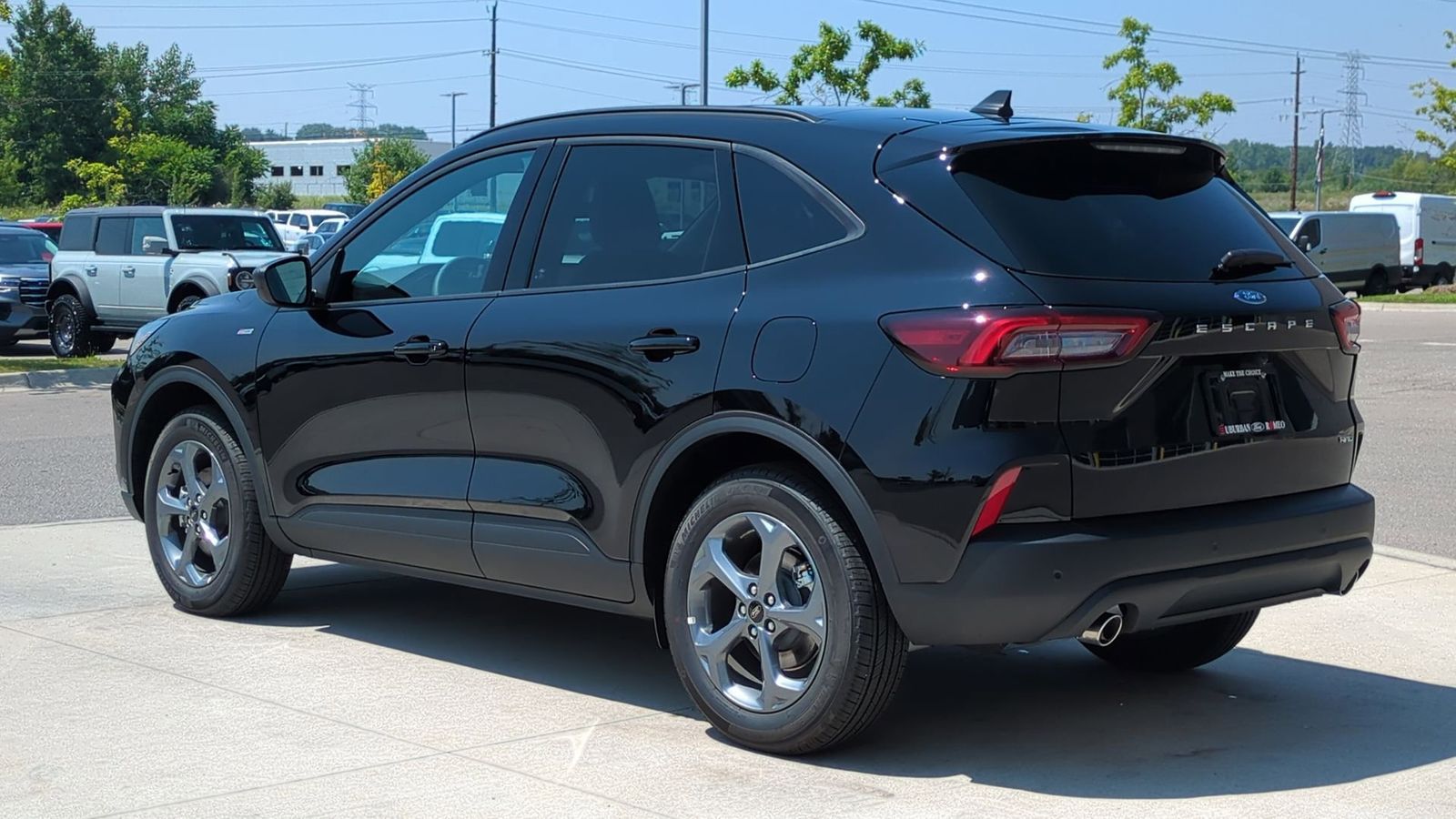 2025 Ford Escape ST-Line photo 3