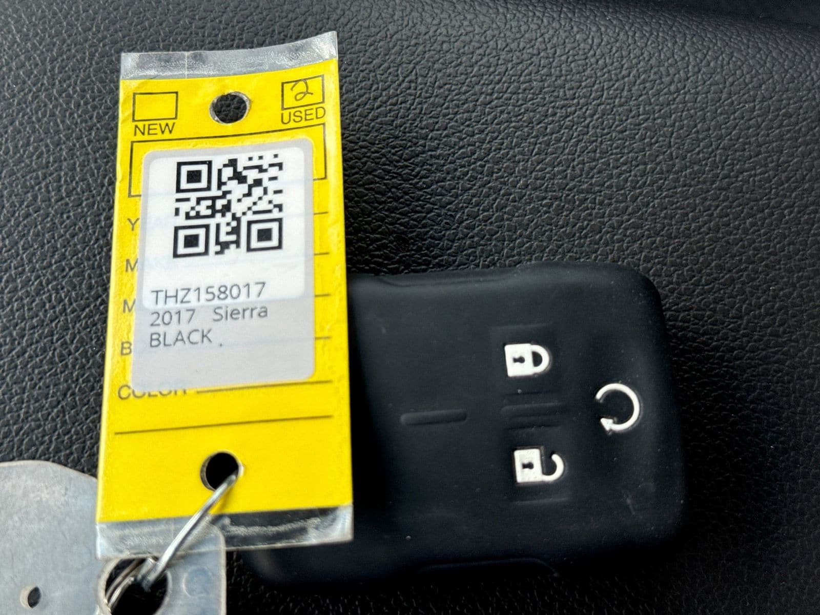 Thumbnail: 2017 GMC Sierra 1500 - 8