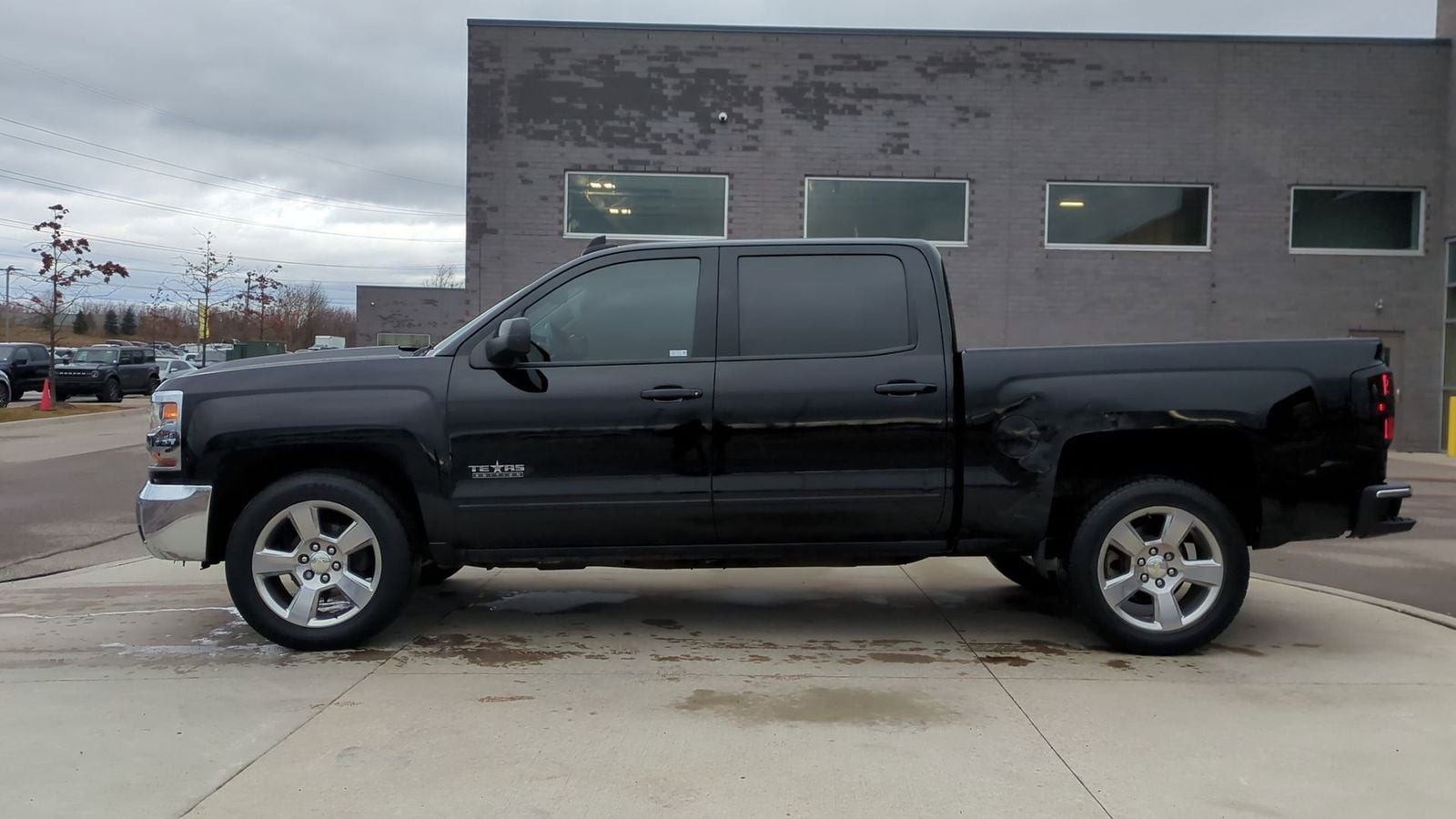 Thumbnail: 2018 Chevrolet Silverado 1500 - 2