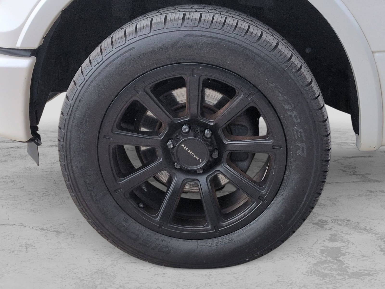 Thumbnail: 2015 Ford F-150 - 17