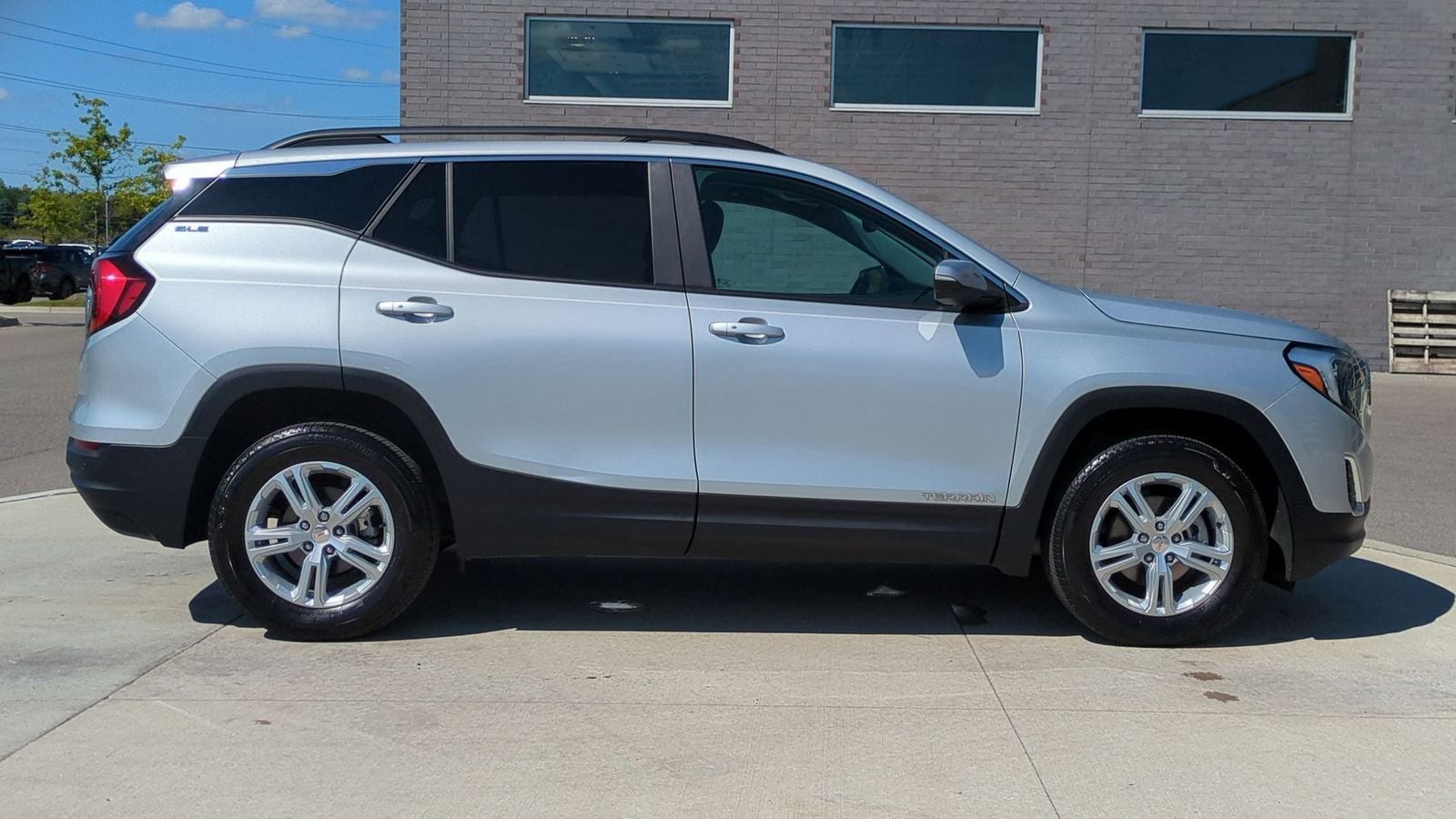 Thumbnail: 2021 GMC Terrain - 8