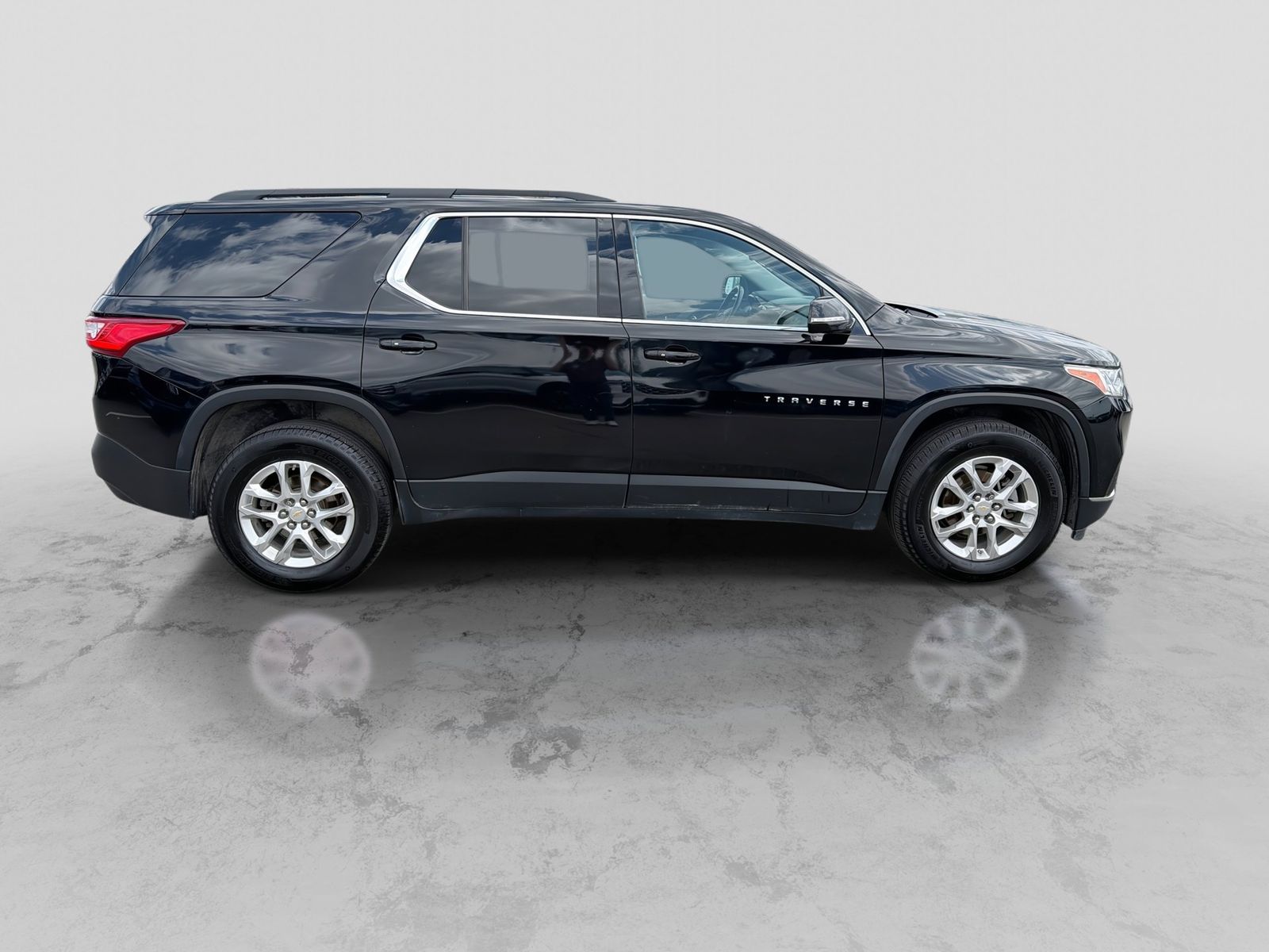 Thumbnail: 2019 Chevrolet Traverse - 9