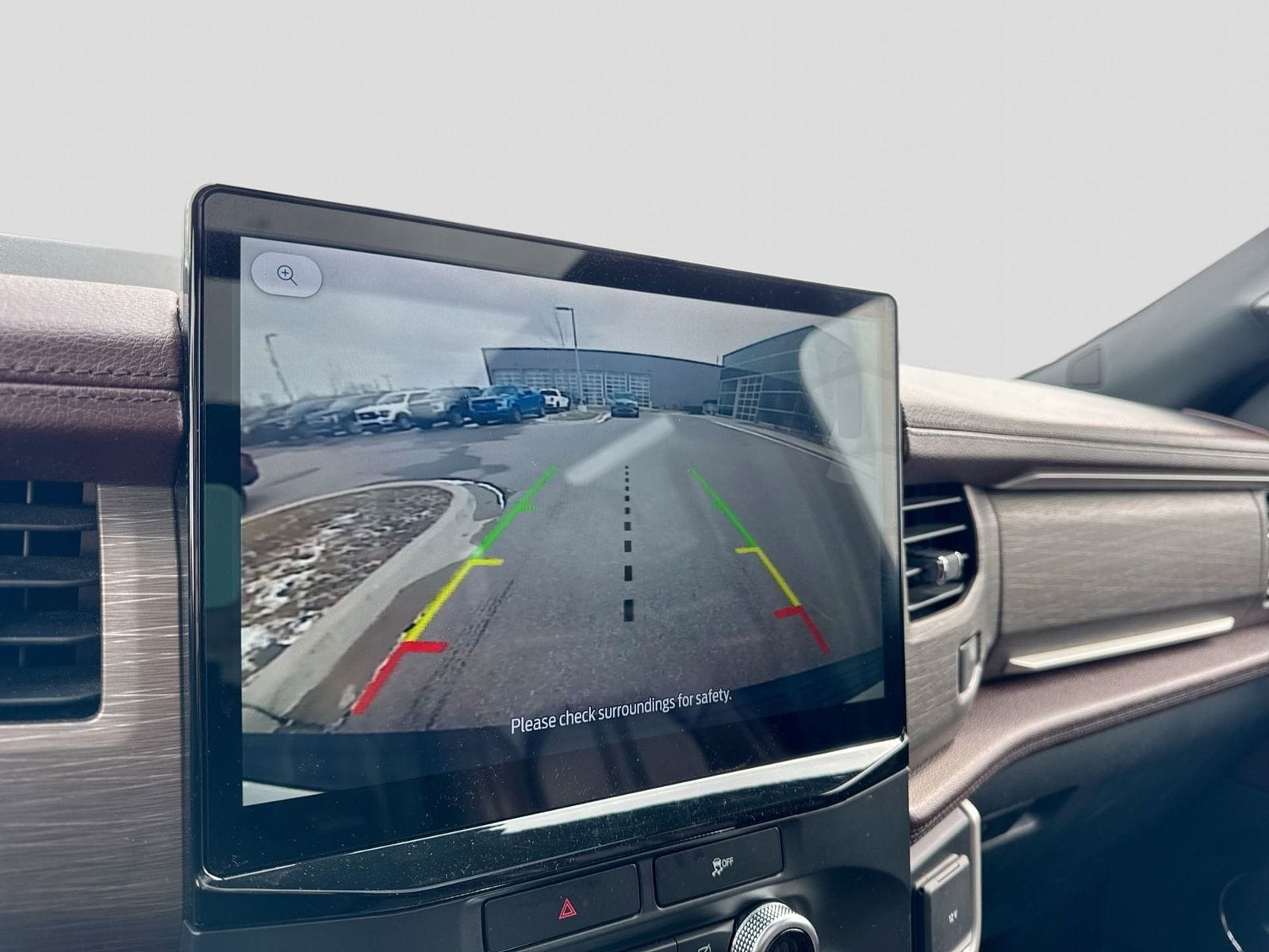 Thumbnail: 2022 Ford Expedition - 30