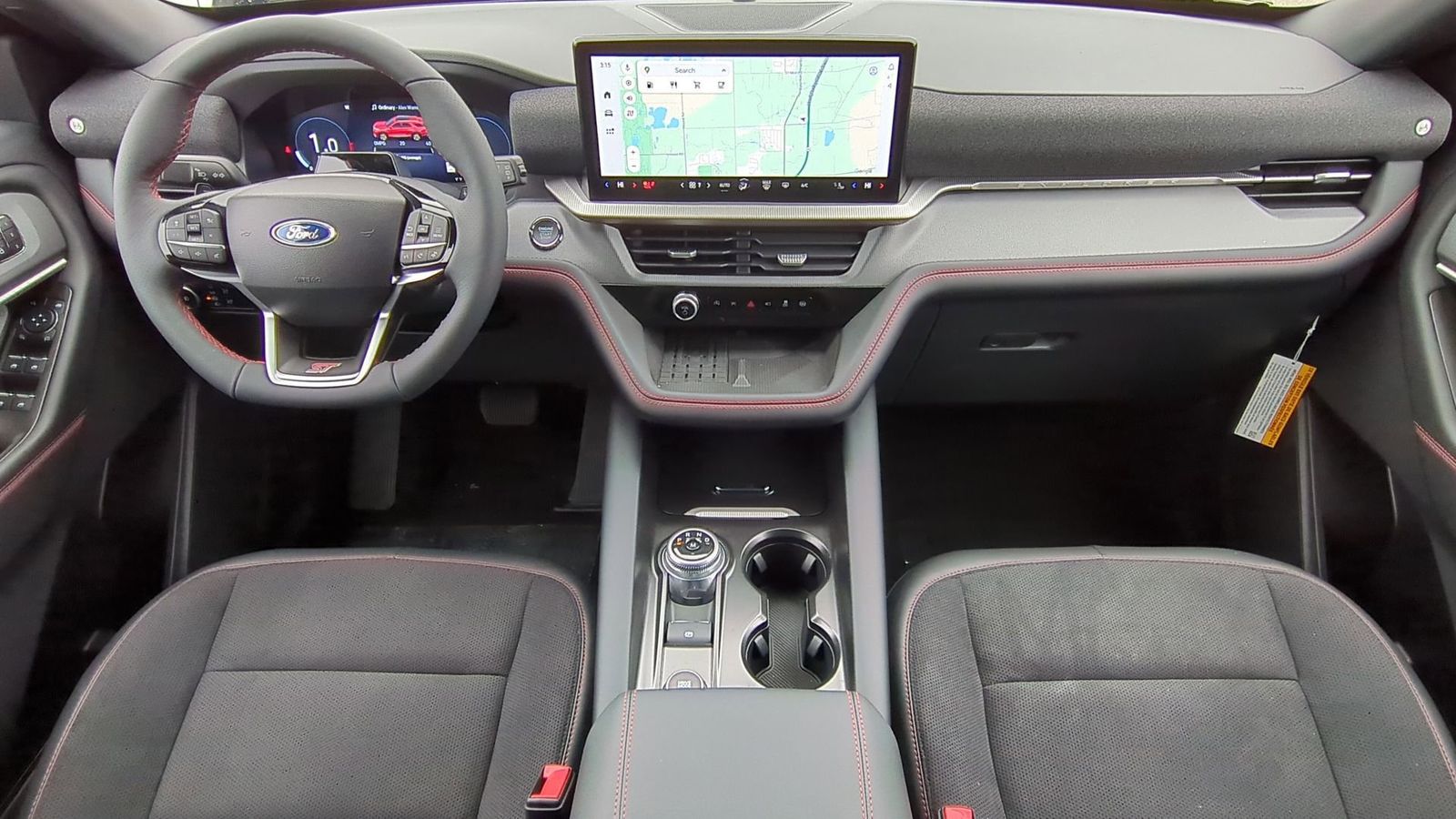 2025 Ford Explorer ST 14