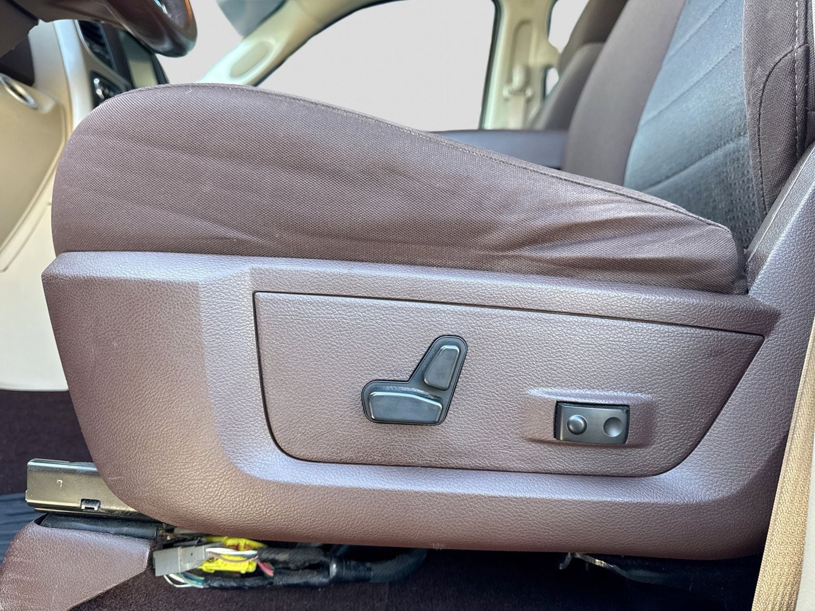 Thumbnail: 2014 RAM 1500 - 3