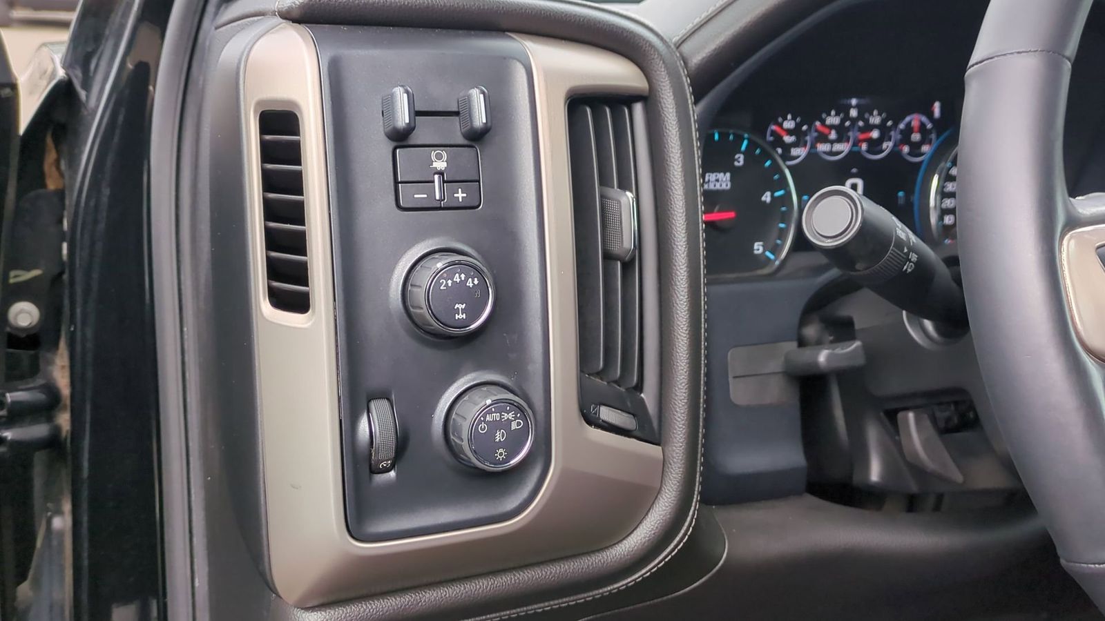 Thumbnail: 2017 GMC Sierra 3500 - 19