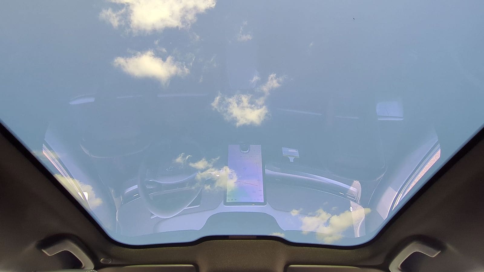 Thumbnail: 2025 Ford Mustang Mach-E - 18