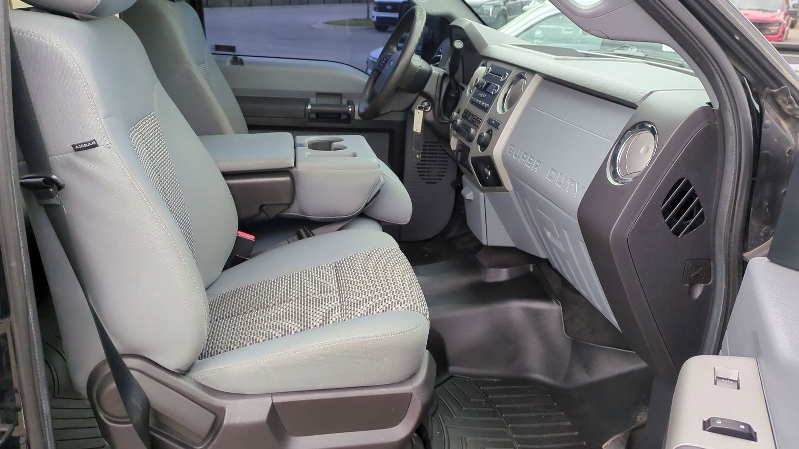 Thumbnail: 2016 Ford F-250 - 24