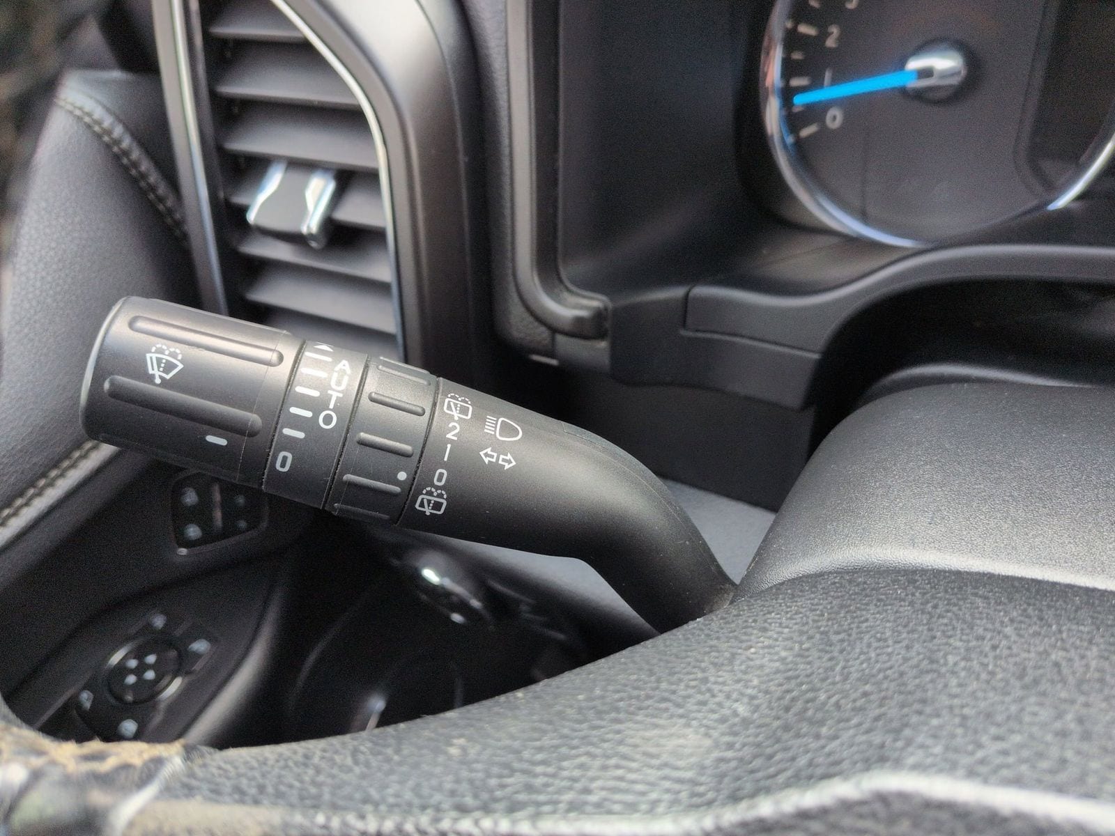 Thumbnail: 2019 Ford Expedition - 32