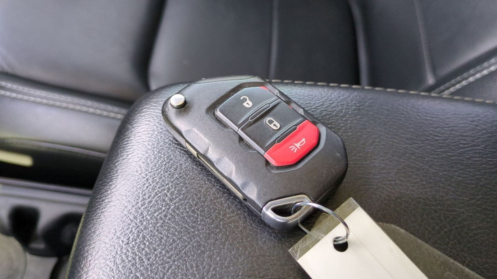 Thumbnail: 2018 Jeep Wrangler - 33