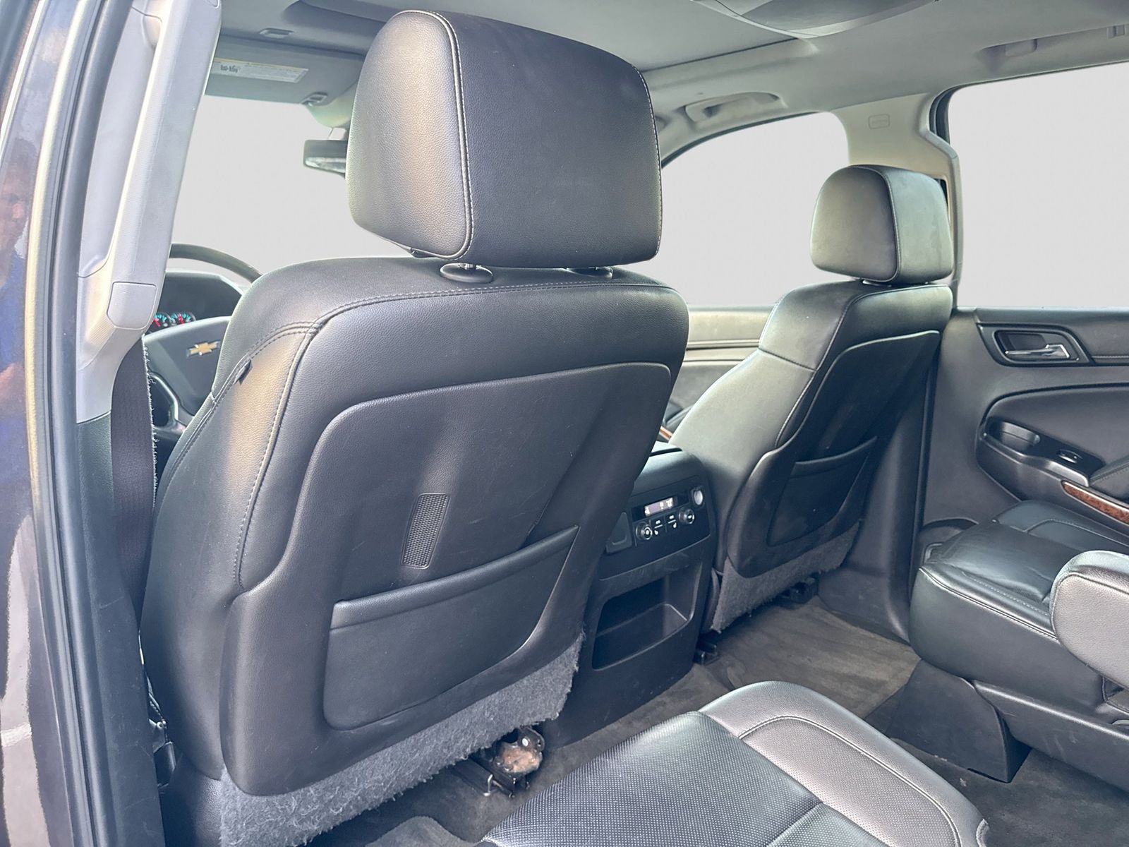 Thumbnail: 2015 Chevrolet Tahoe - 23