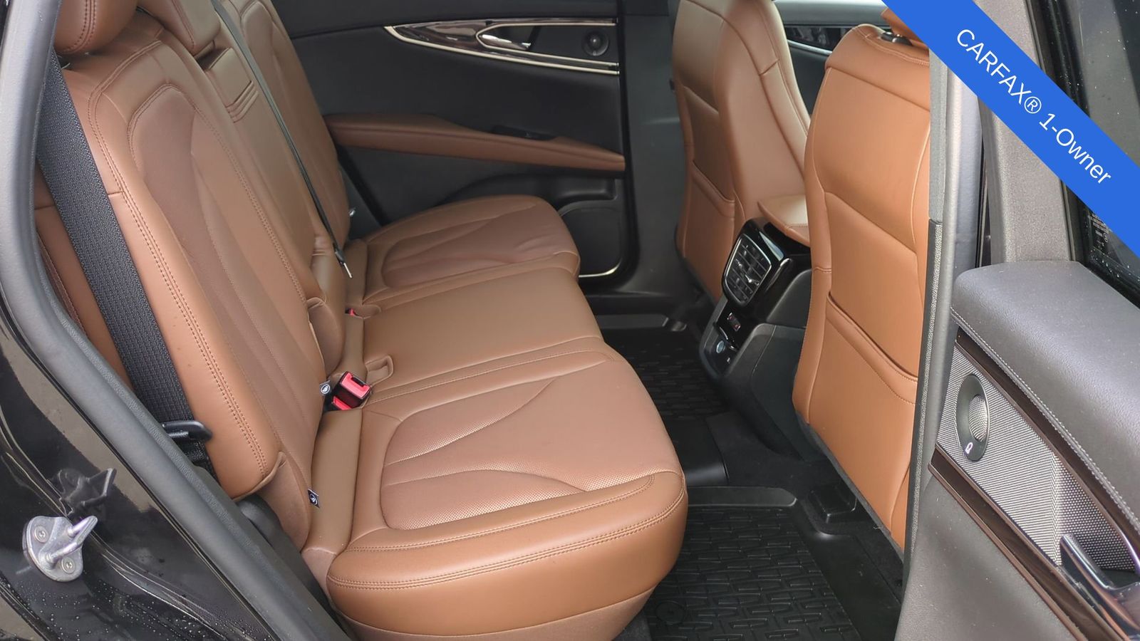 Thumbnail: 2023 Lincoln Nautilus - 24