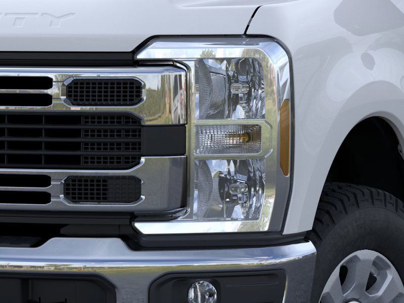 2025 Ford F-350 XLT 19