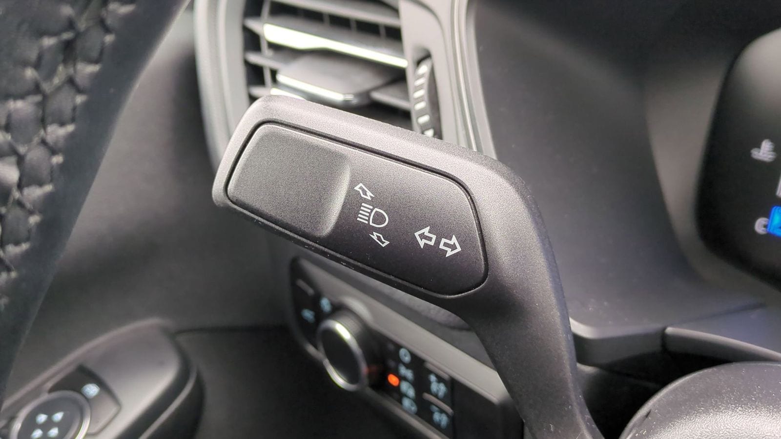 Thumbnail: 2023 Ford Escape - 26