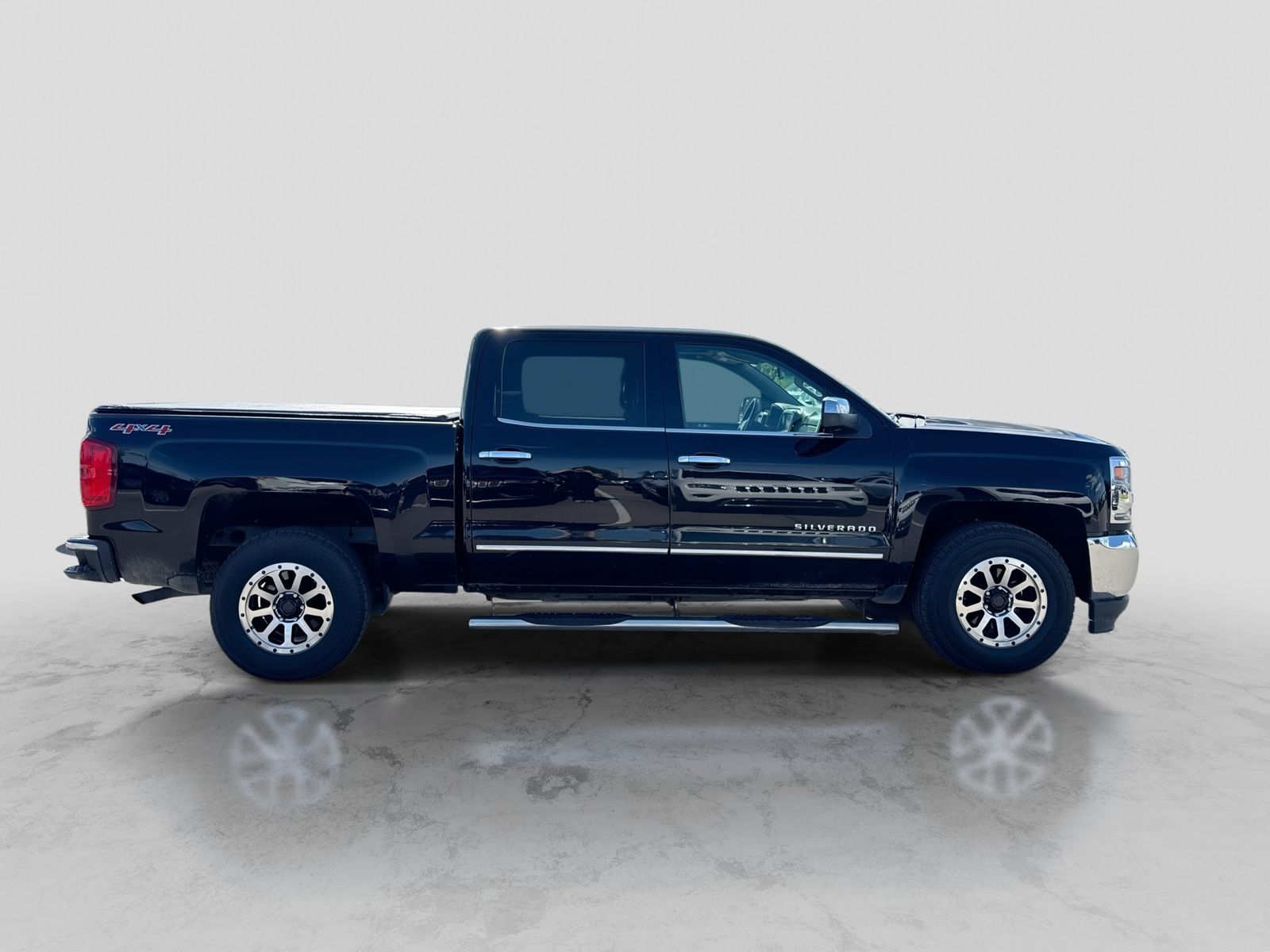 Thumbnail: 2017 Chevrolet Silverado 1500 - 7