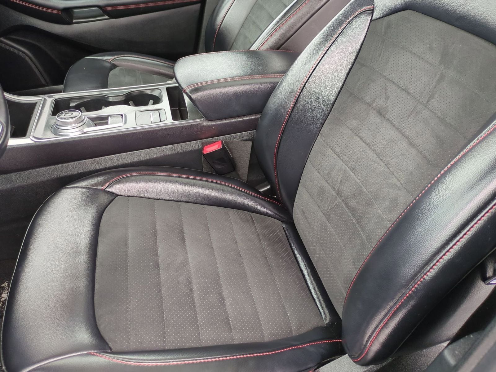 Thumbnail: 2024 Ford Edge - 20