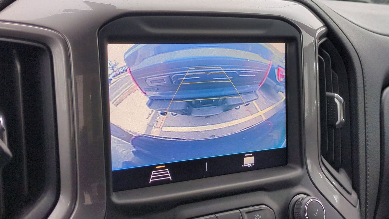 Thumbnail: 2021 Chevrolet Silverado 1500 - 30