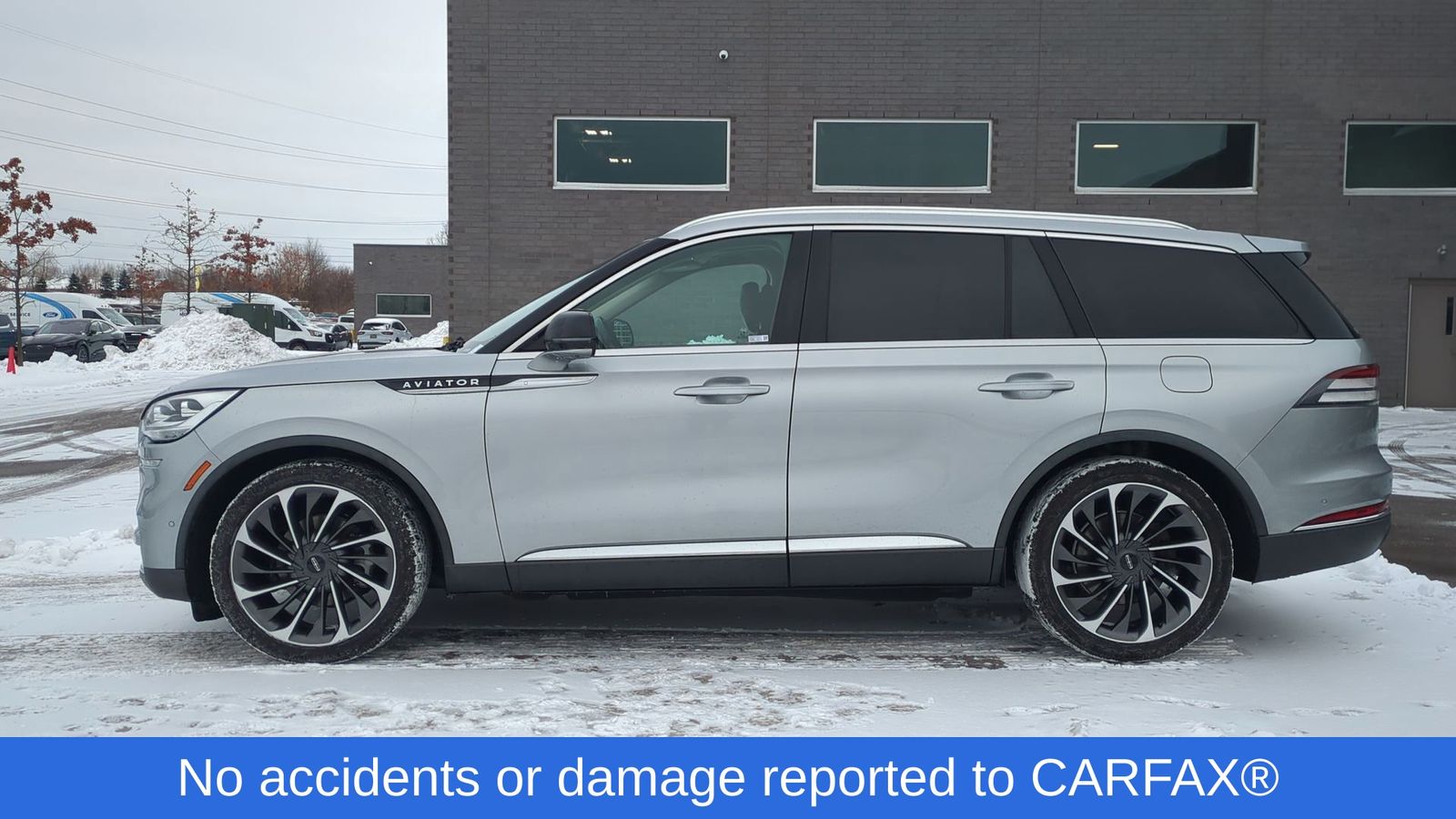 Thumbnail: 2020 Lincoln Aviator - 2