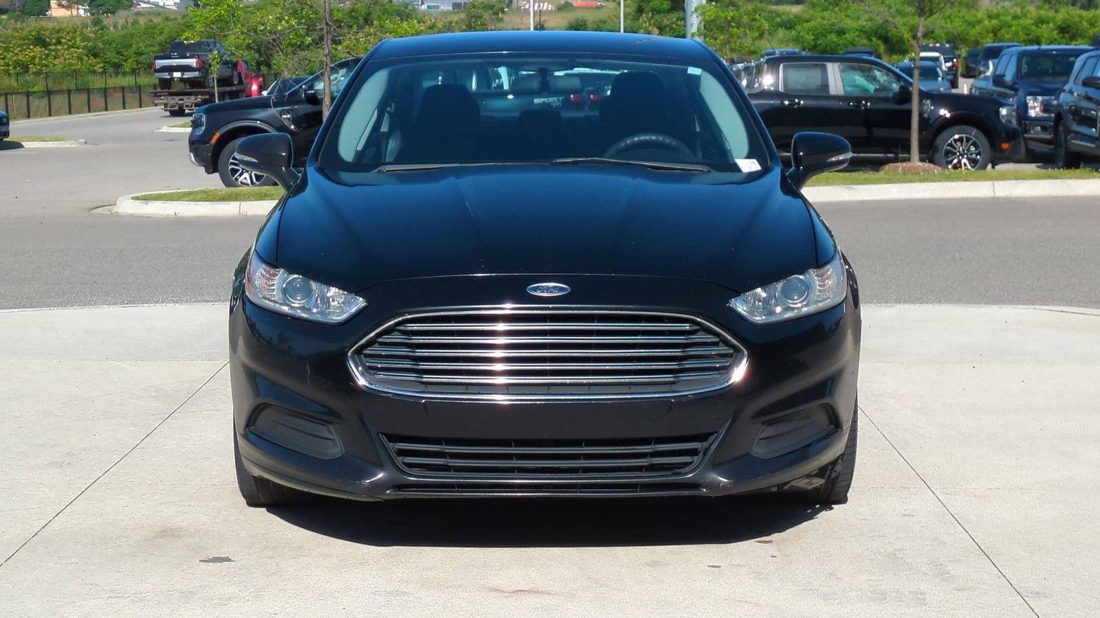 Thumbnail: 2016 Ford Fusion - 10