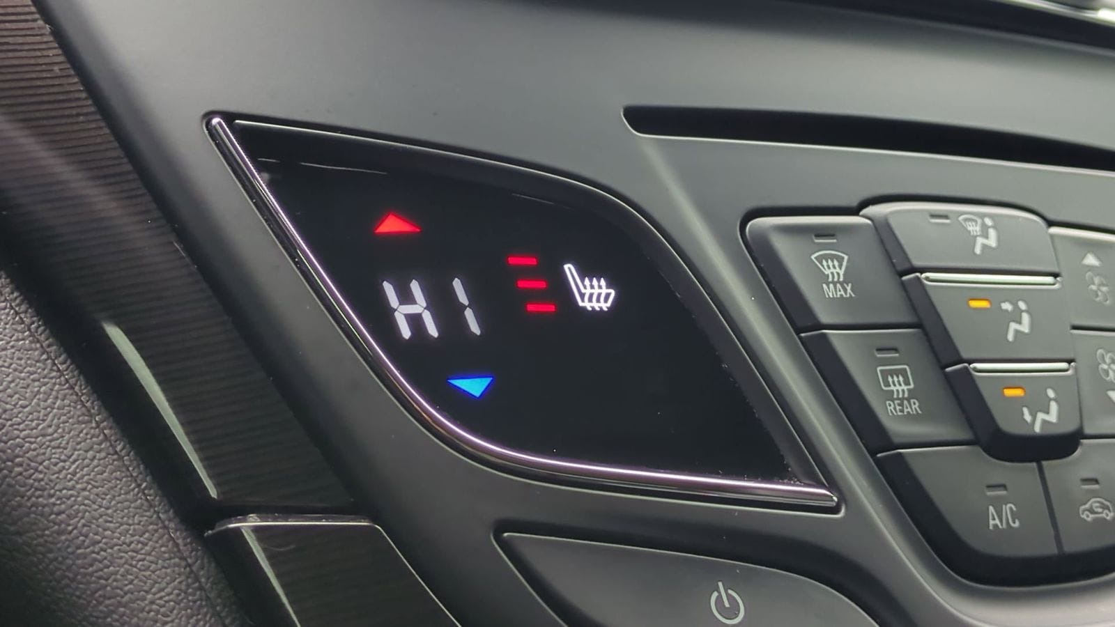 Thumbnail: 2016 Buick Regal - 36