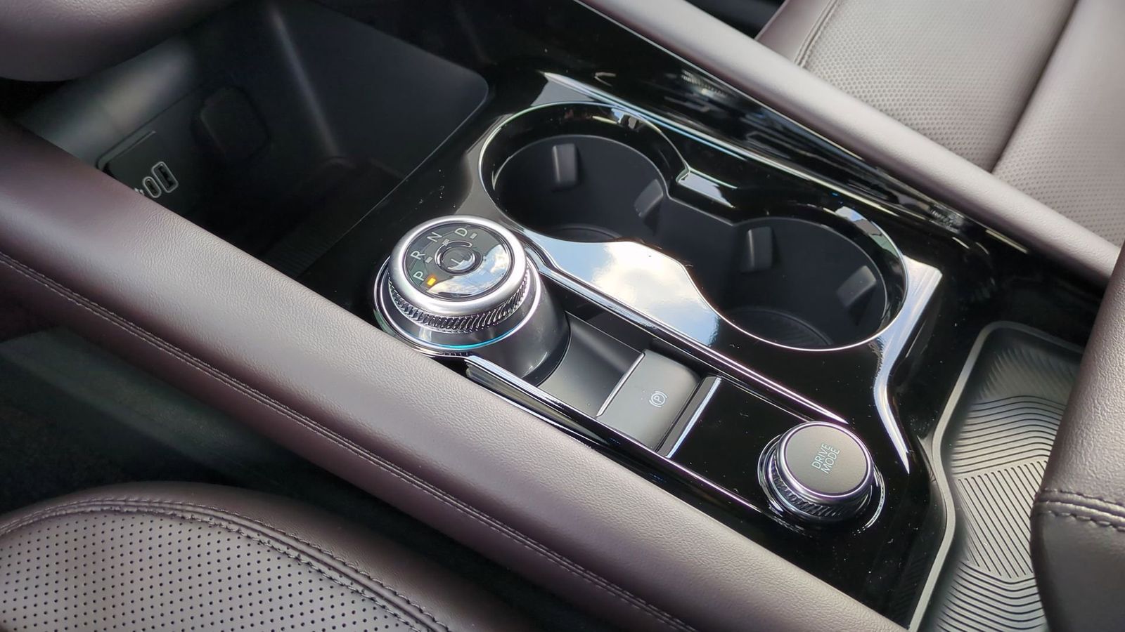 Thumbnail: 2026 Ford Explorer - 33