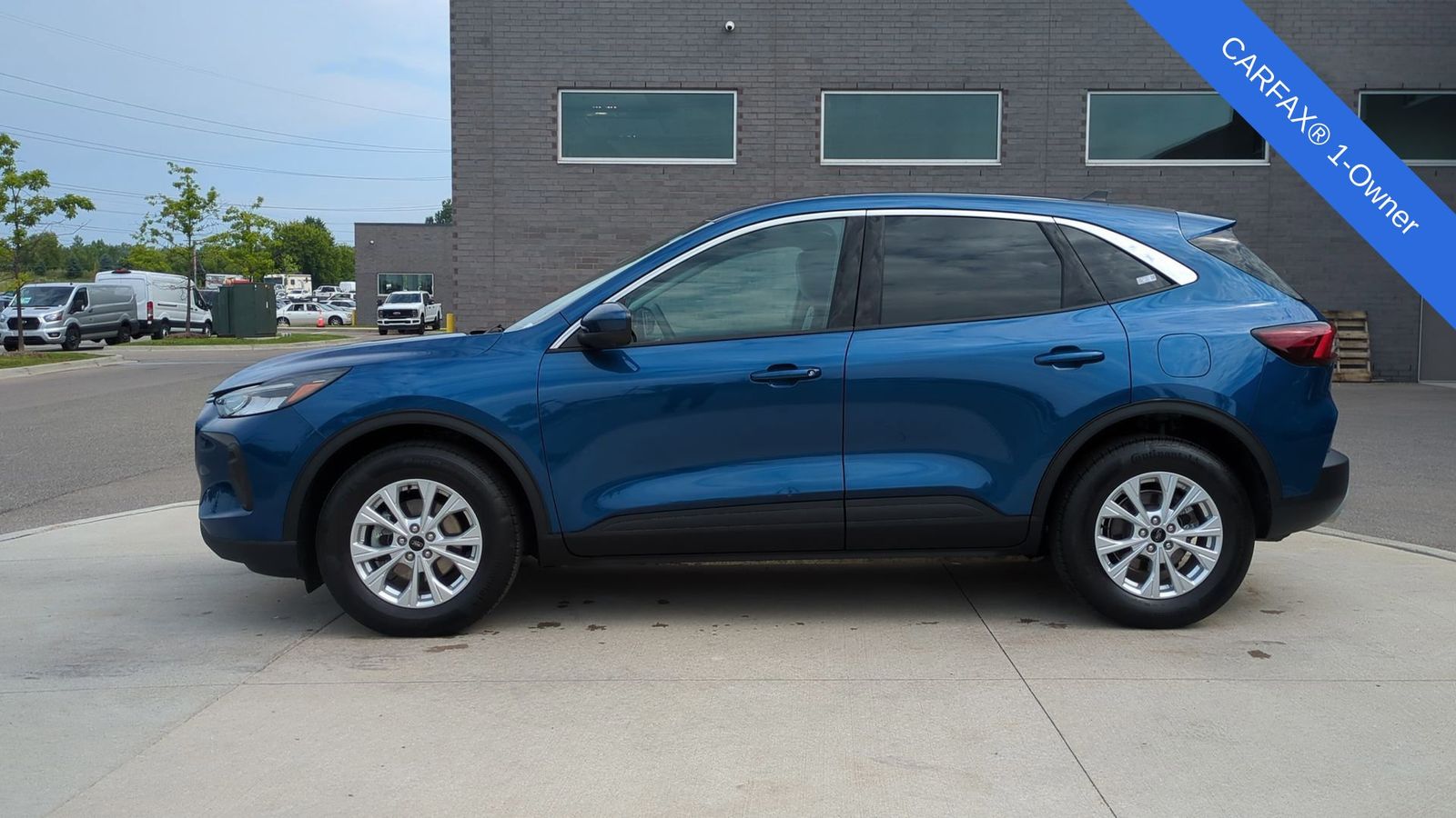 2023 Ford Escape Active photo 2