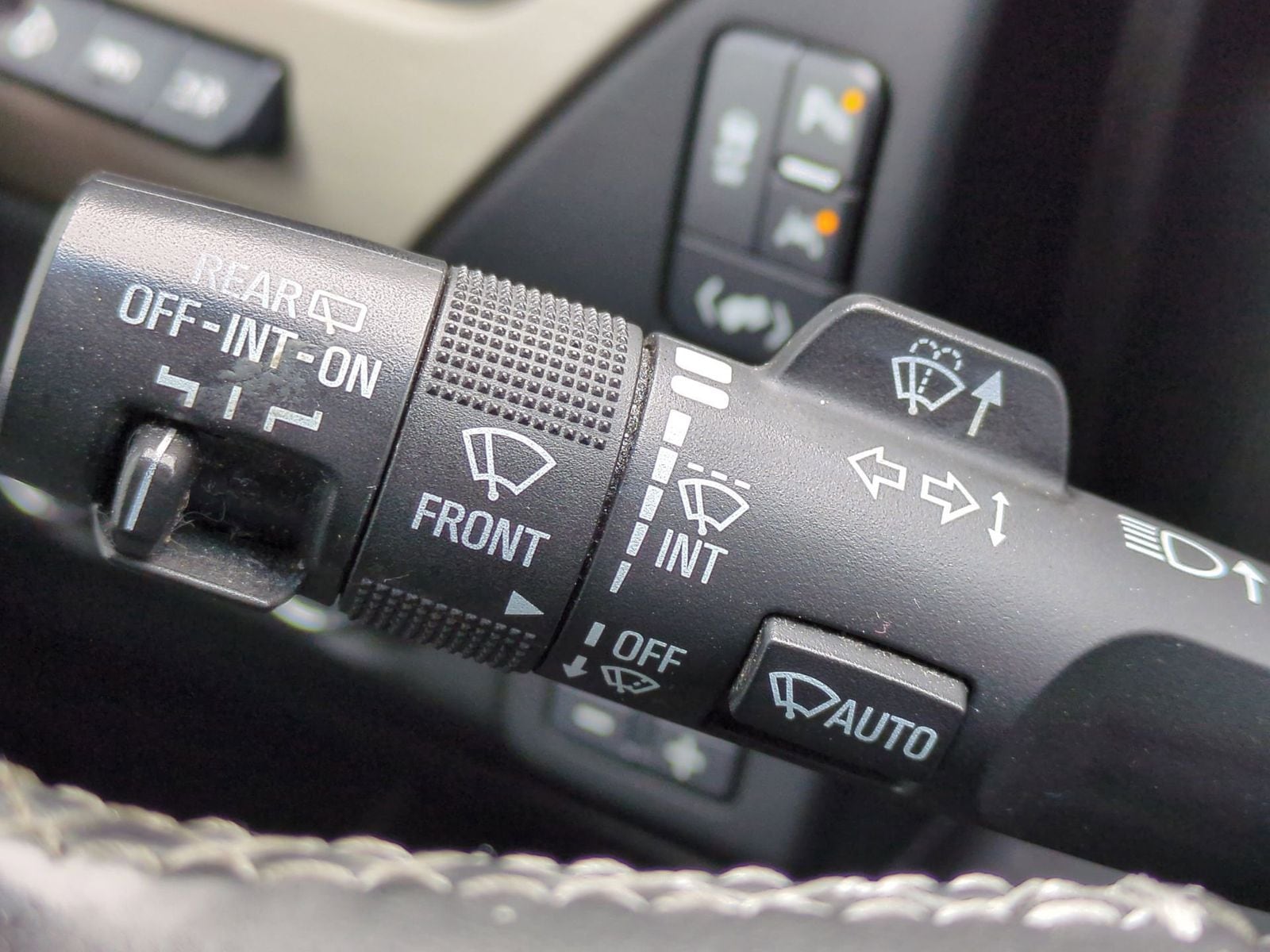 Thumbnail: 2017 GMC Yukon XL - 34